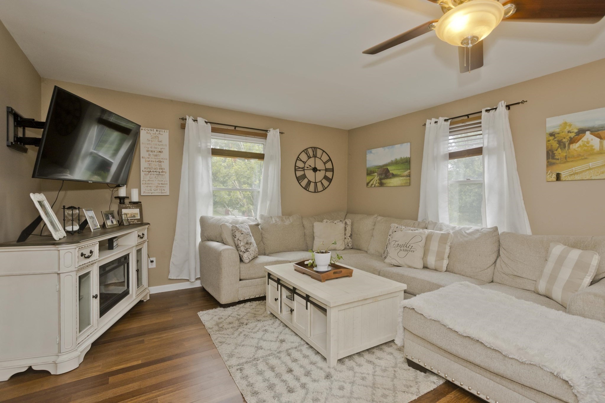 belchertown - #73404445