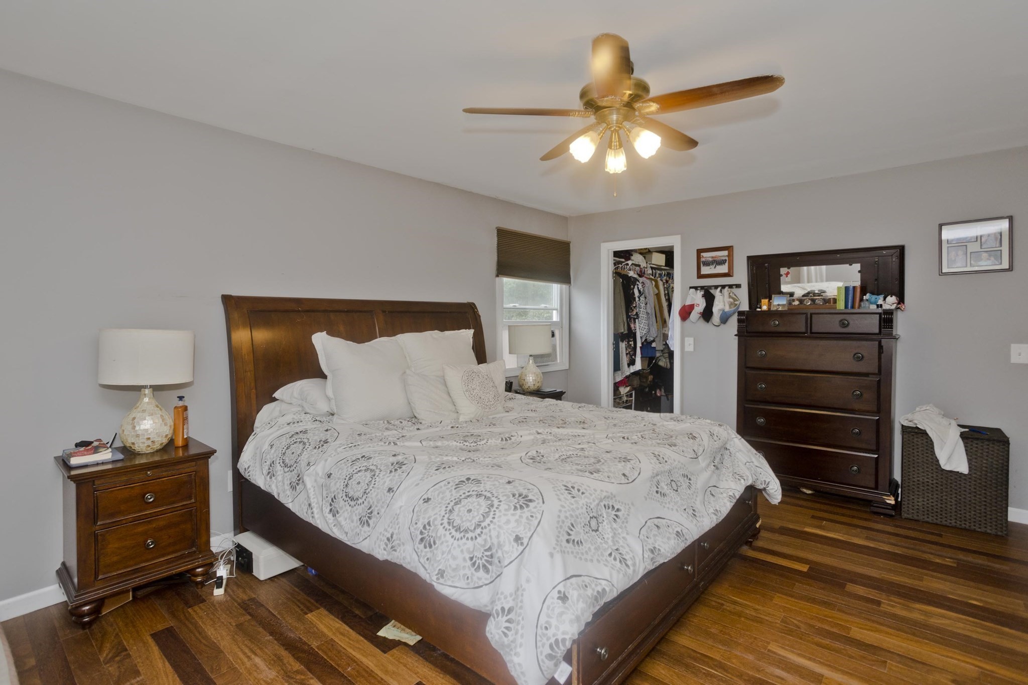 belchertown - #73404445