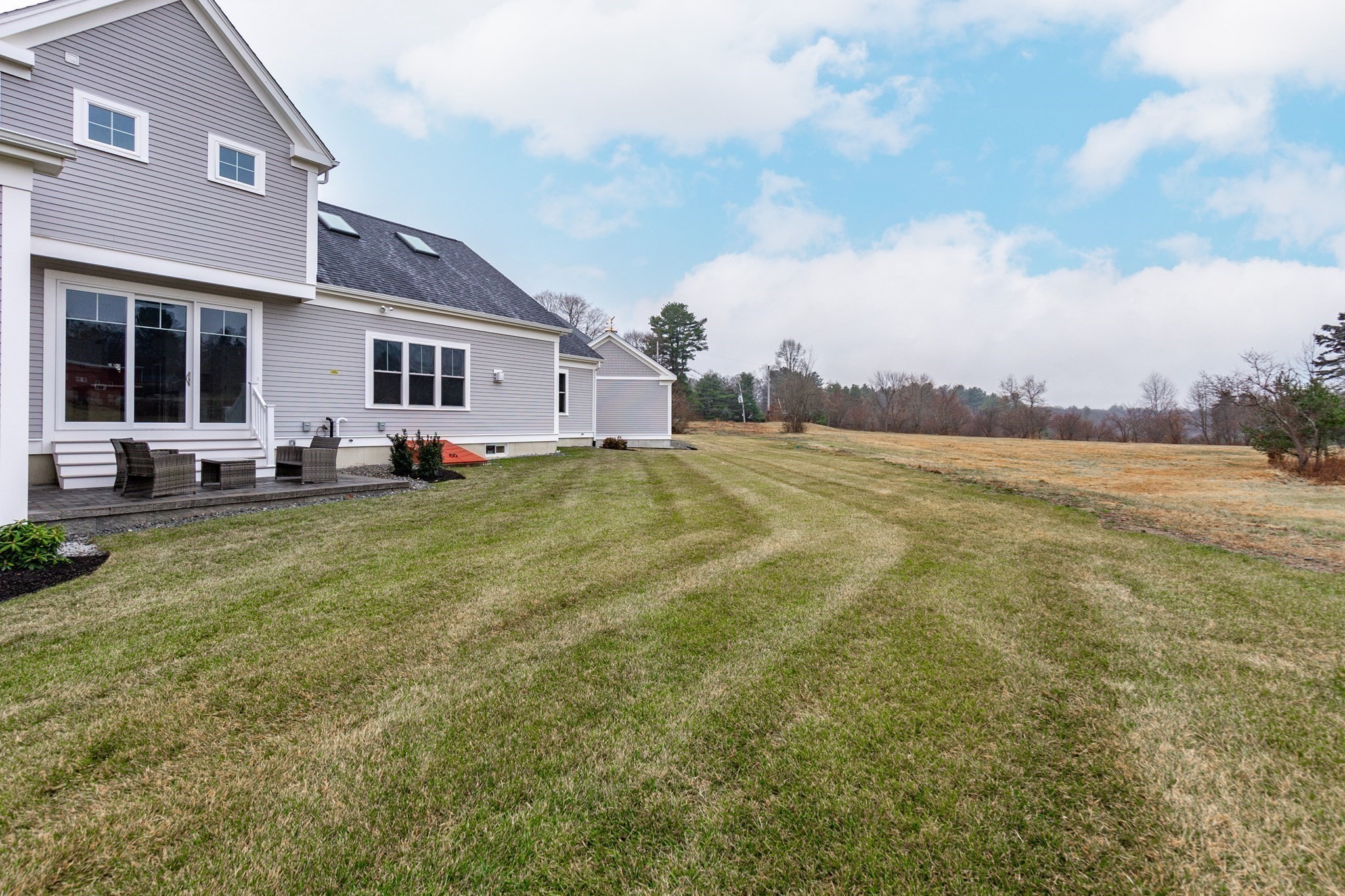hopkinton - #73404464
