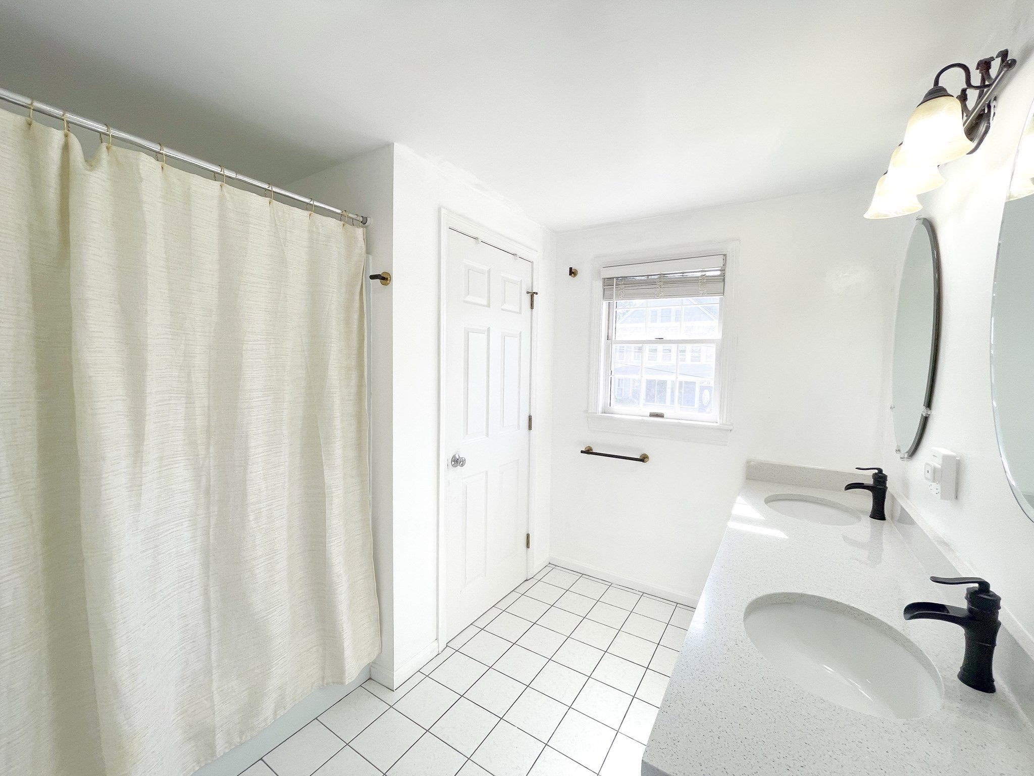 north-andover - #73404521
