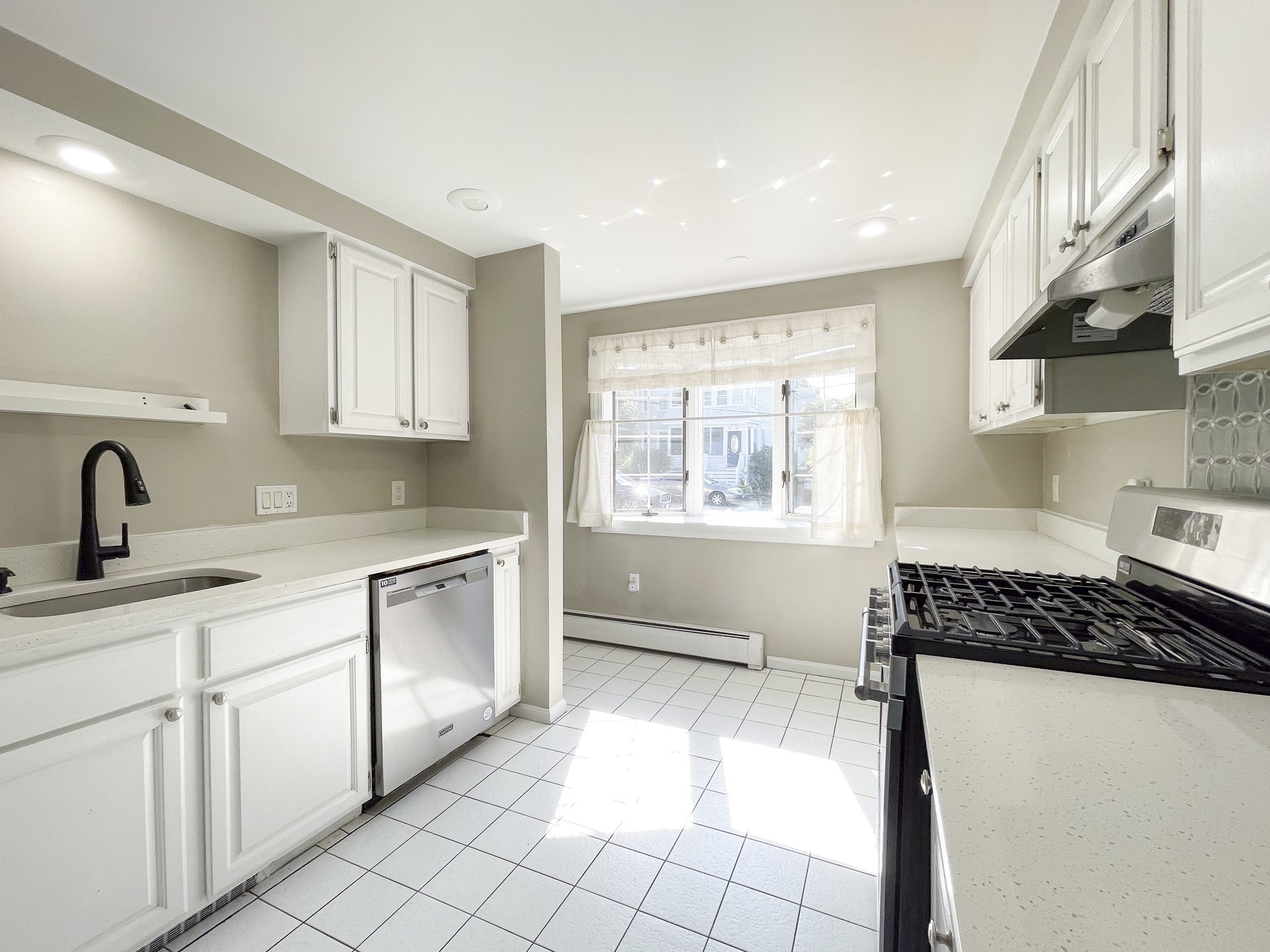 north-andover - #73404521