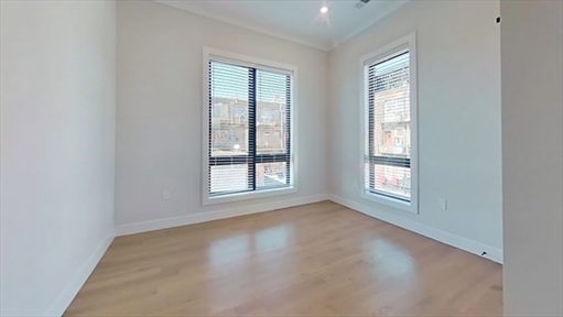 16-18 Highgate St., Apt 302