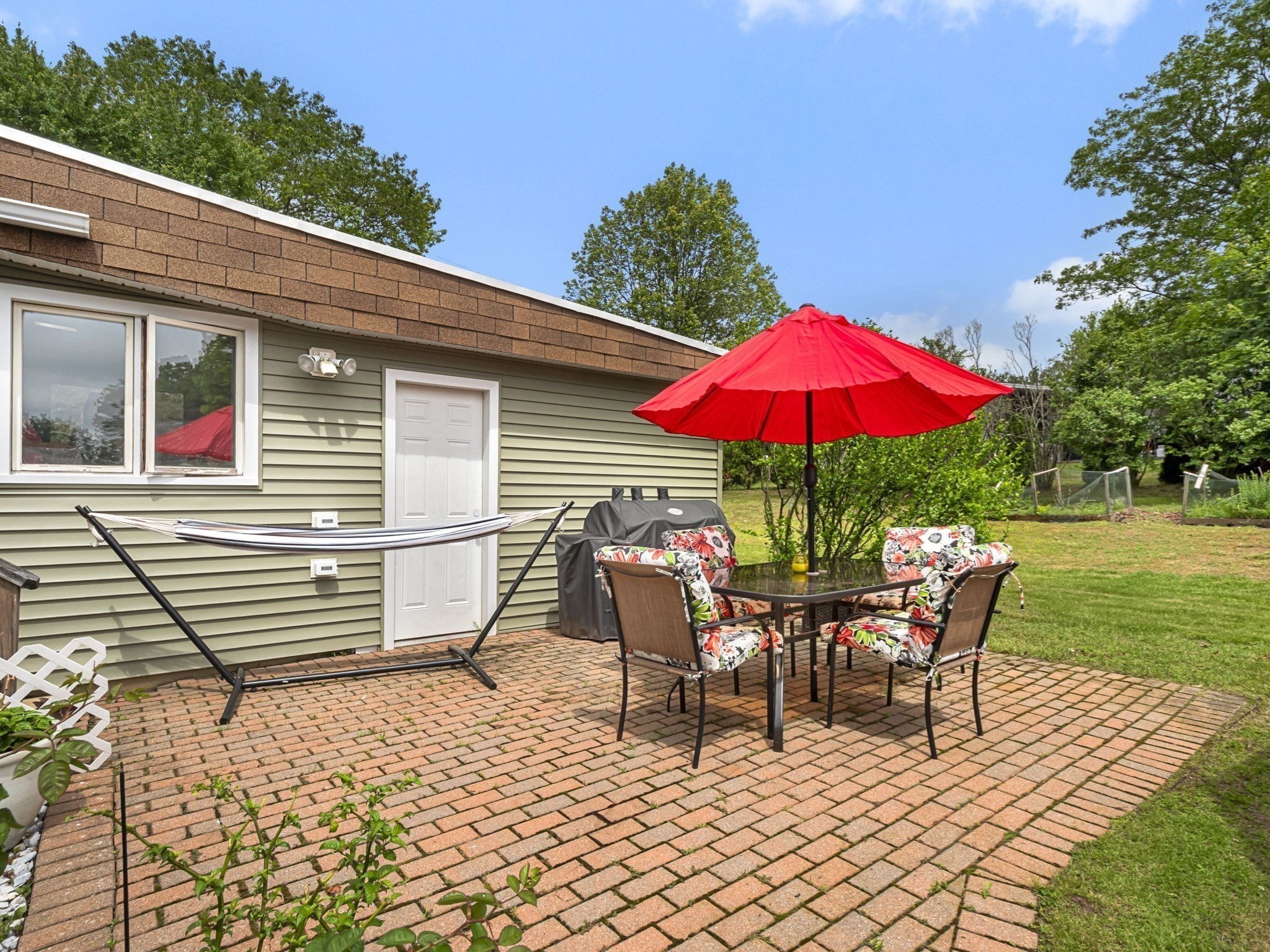 methuen - #73404894