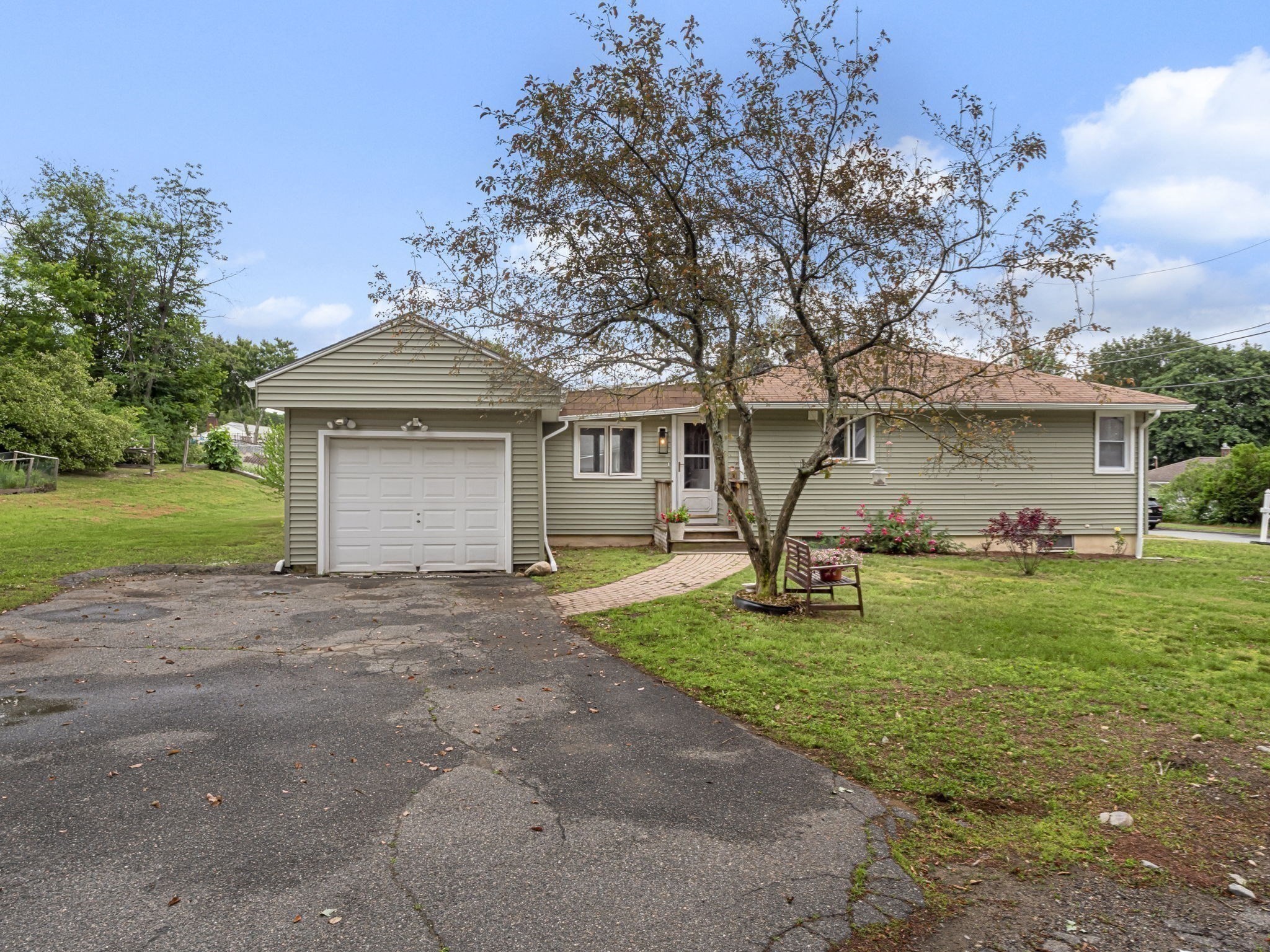 methuen - #73404894