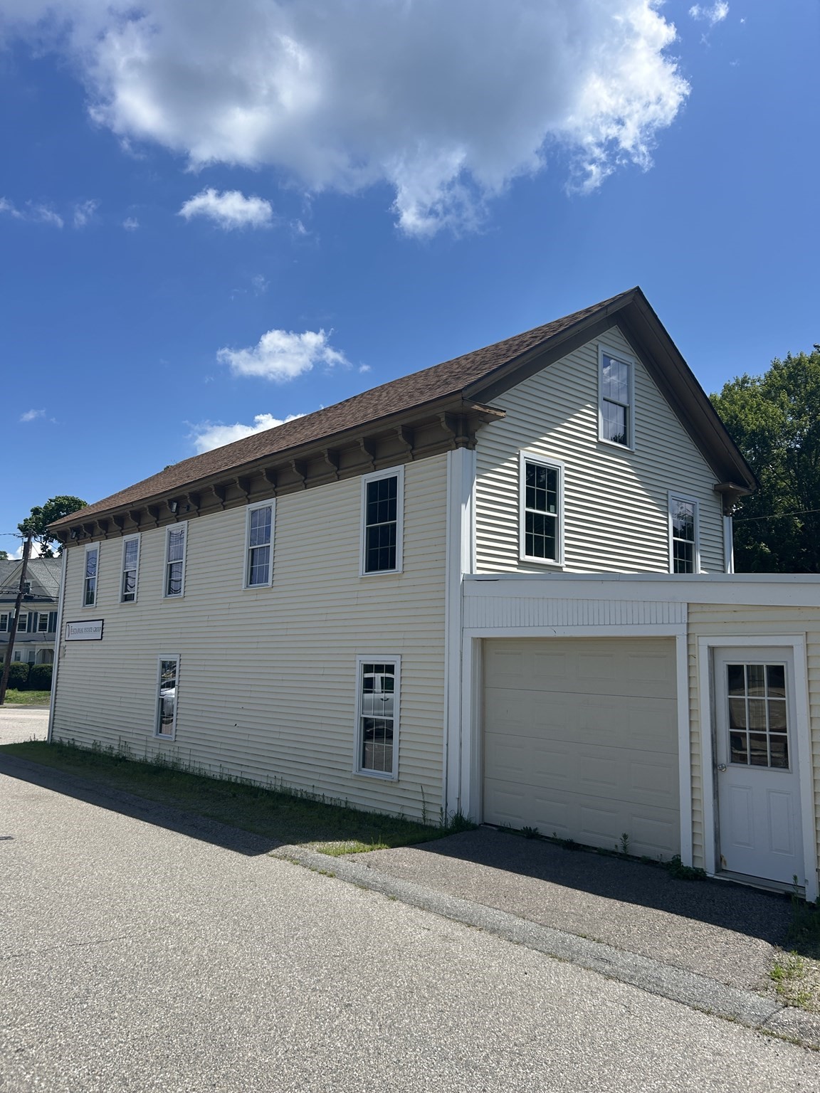 15 Winthrop St, Holliston, MA 01746 - Image 2