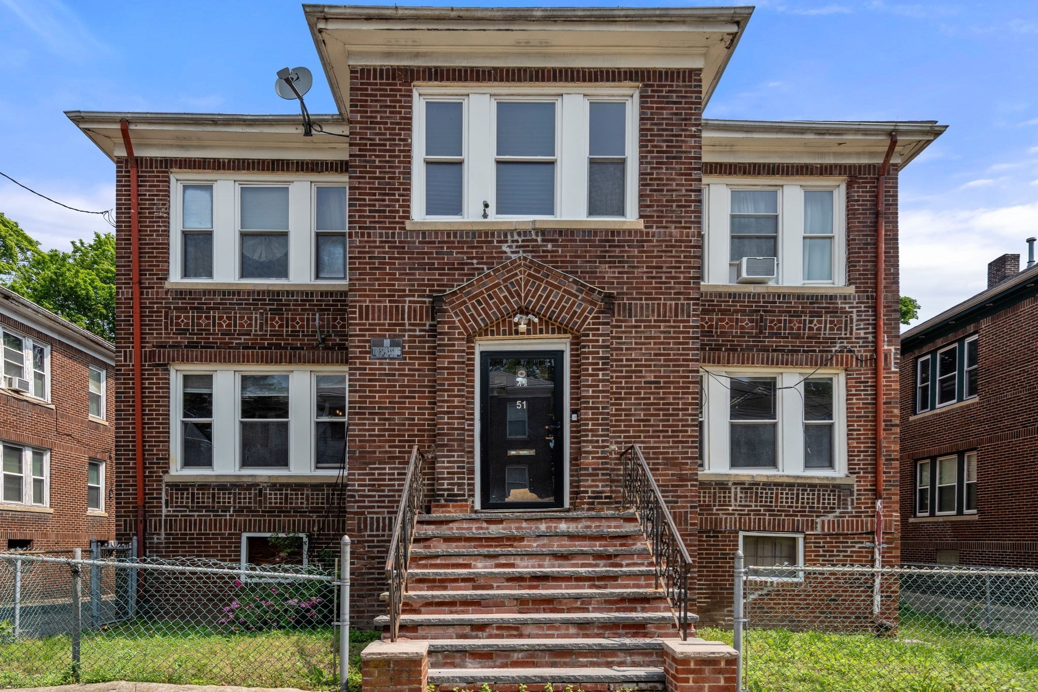 dorchester - #73405837