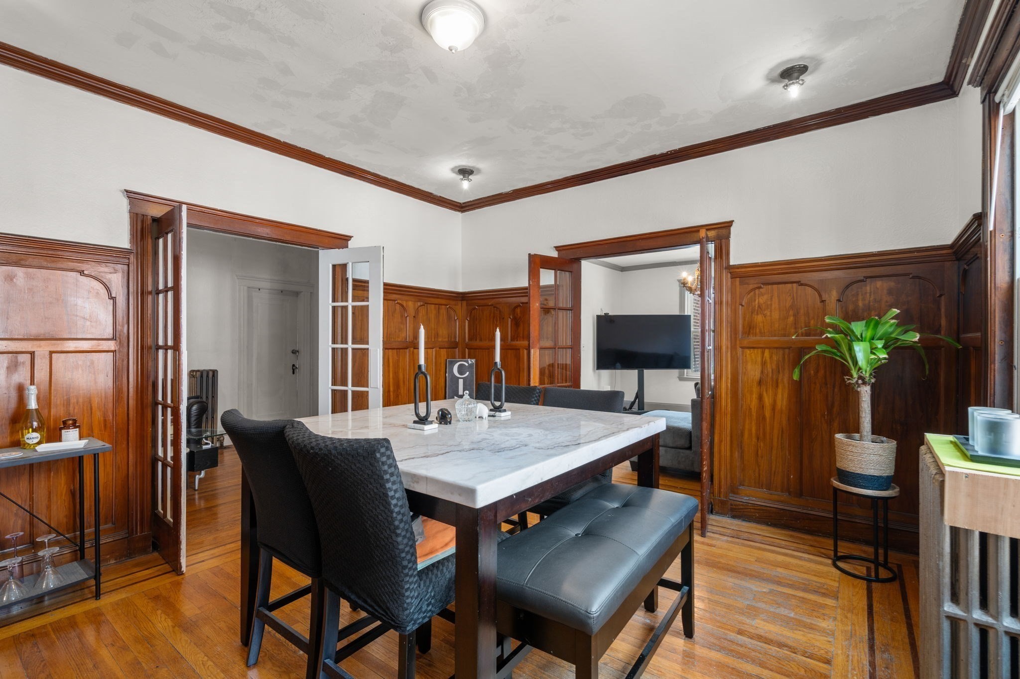 dorchester - #73405837