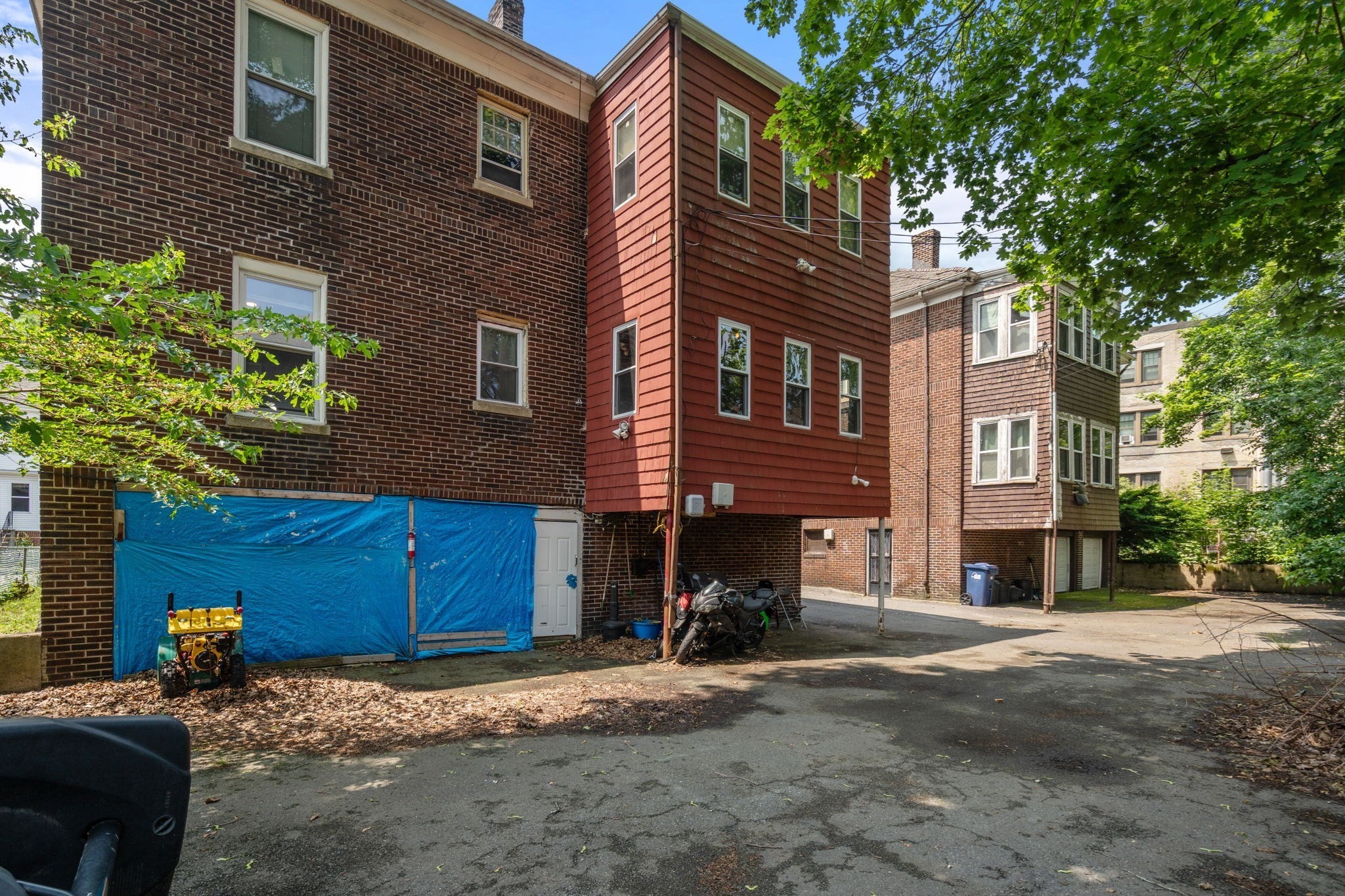 dorchester - #73405837