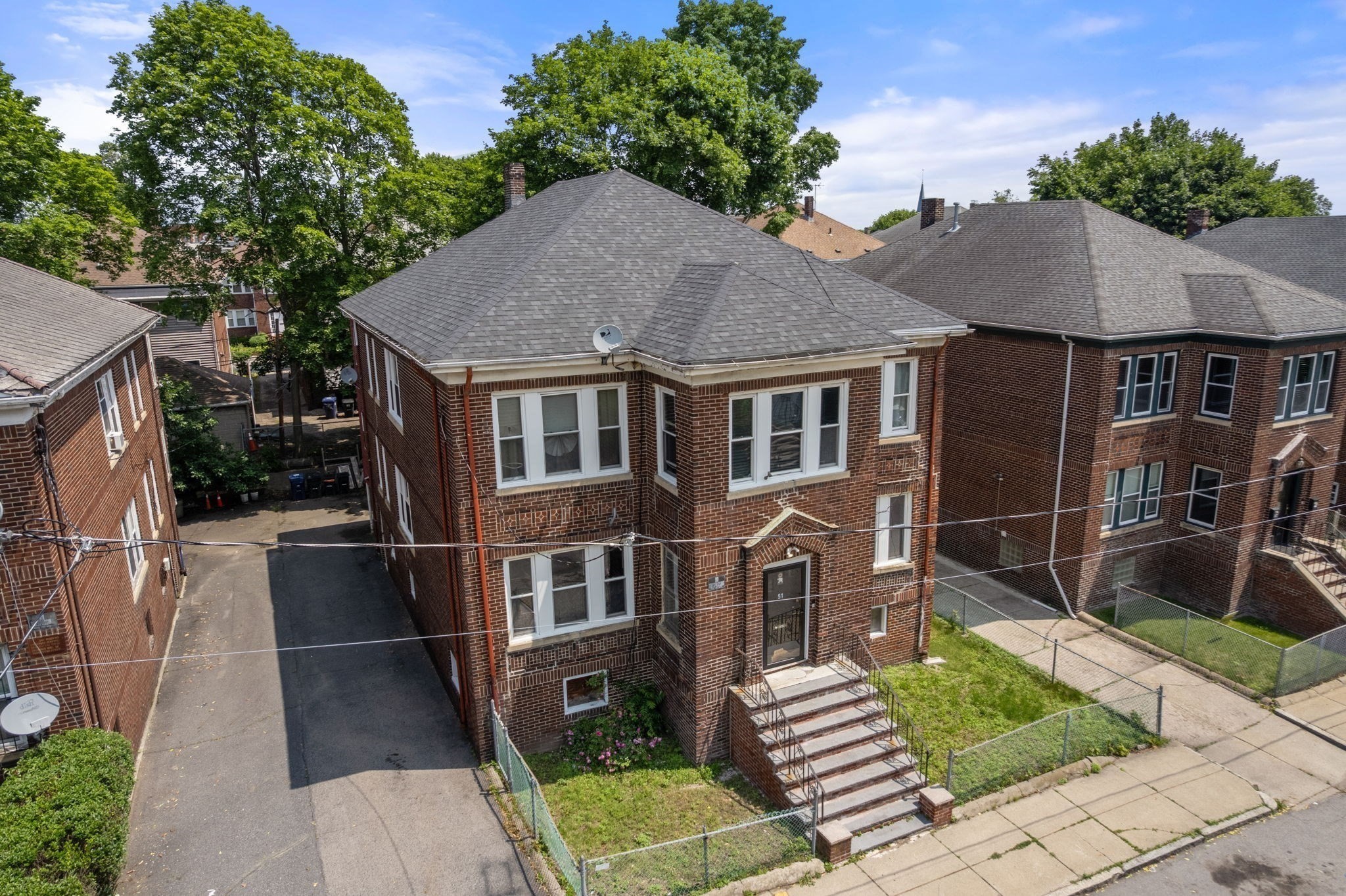 dorchester - #73405837
