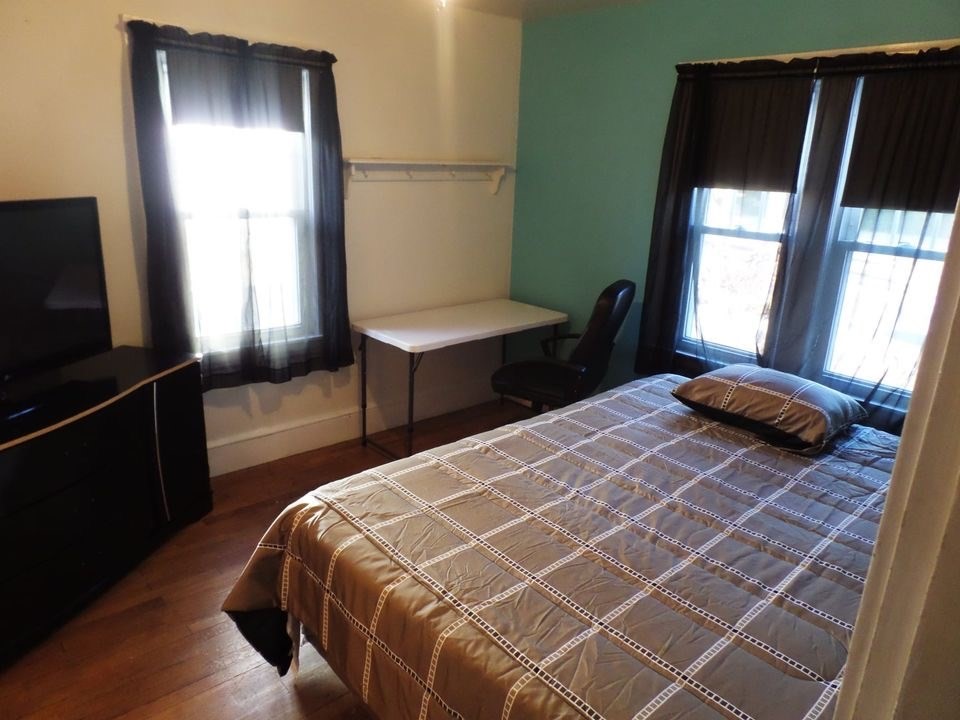 12 Carroll St, Springfield, MA 01108 - Image 11