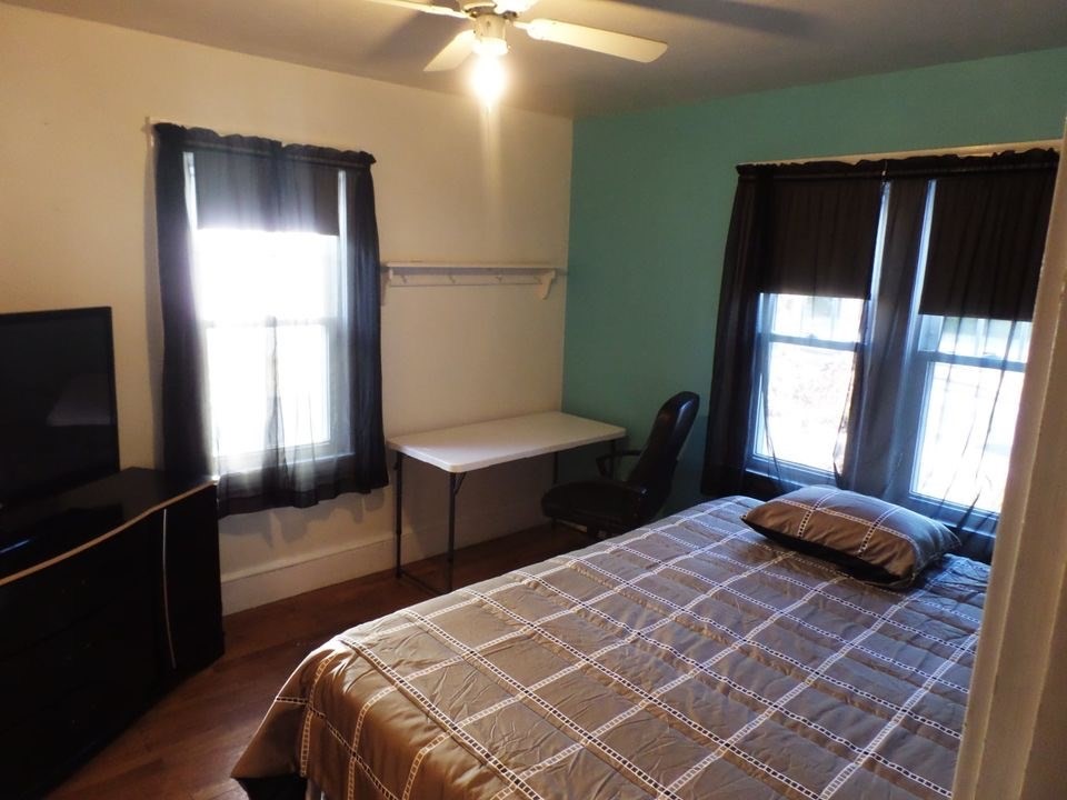 12 Carroll St, Springfield, MA 01108 - Image 13