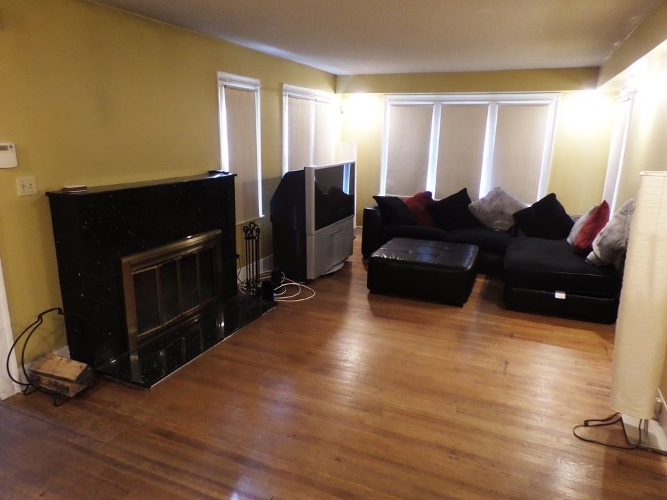 12 Carroll St, Springfield, MA 01108 - Image 9