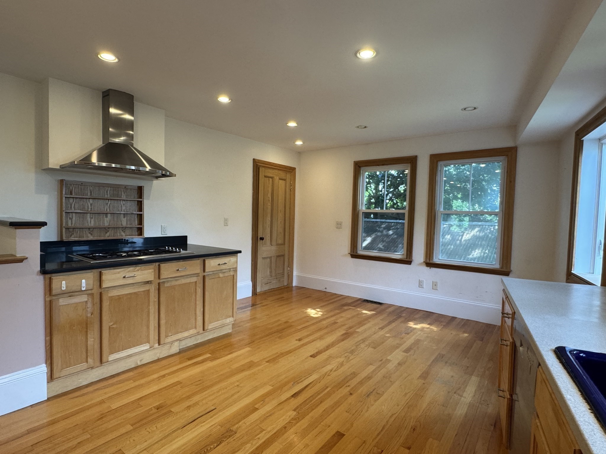 belmont - #73406046
