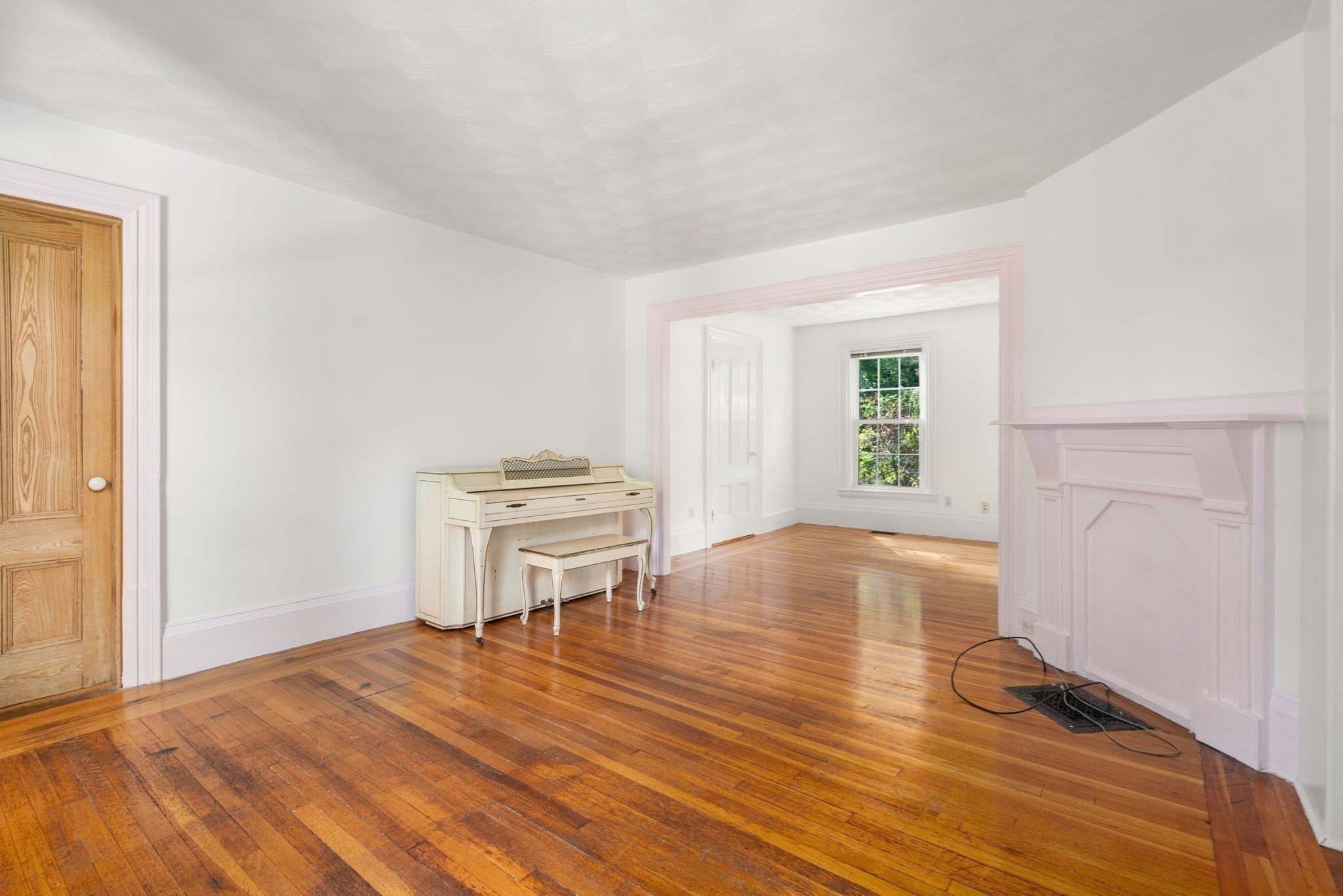 belmont - #73406046