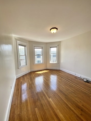 7 Harvard Terrace, Apt 2