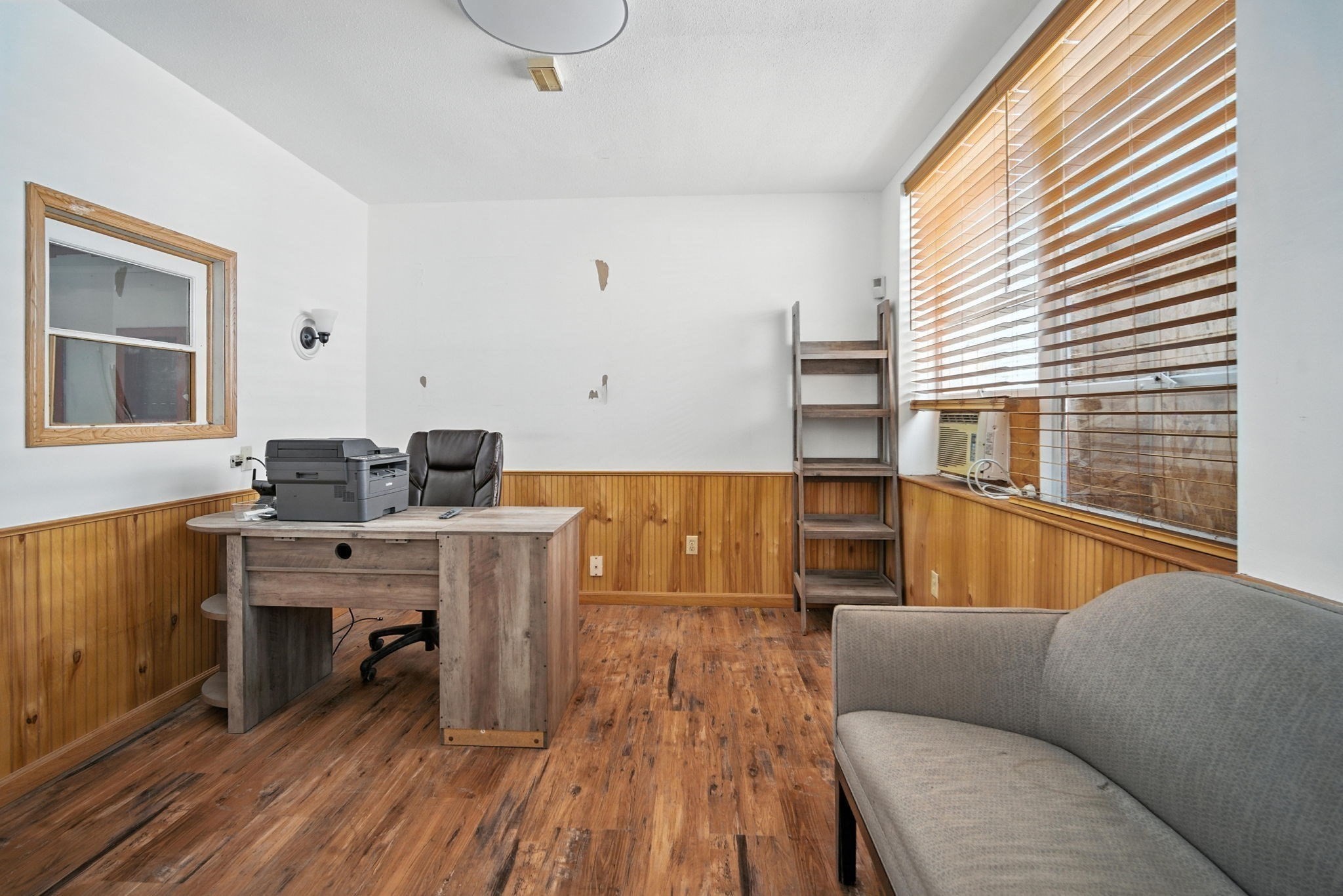 41 N Summer St, Holyoke, MA 01040 - Image 13