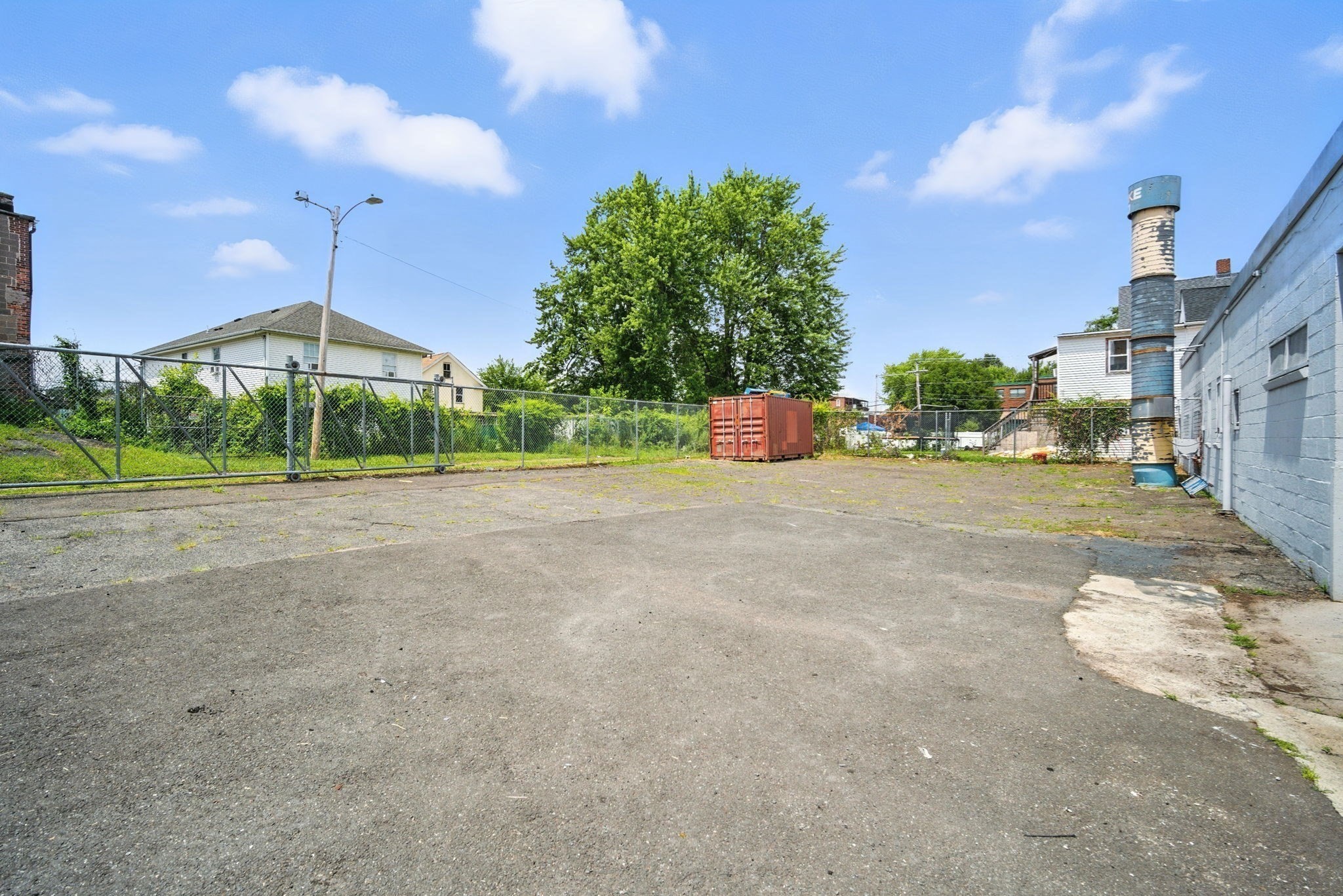 41 N Summer St, Holyoke, MA 01040 - Image 3