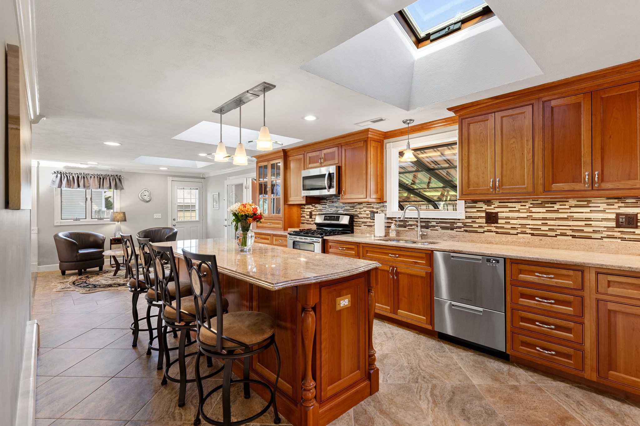 22 Carleton Rd, Tewksbury, MA 01876 - Image 5