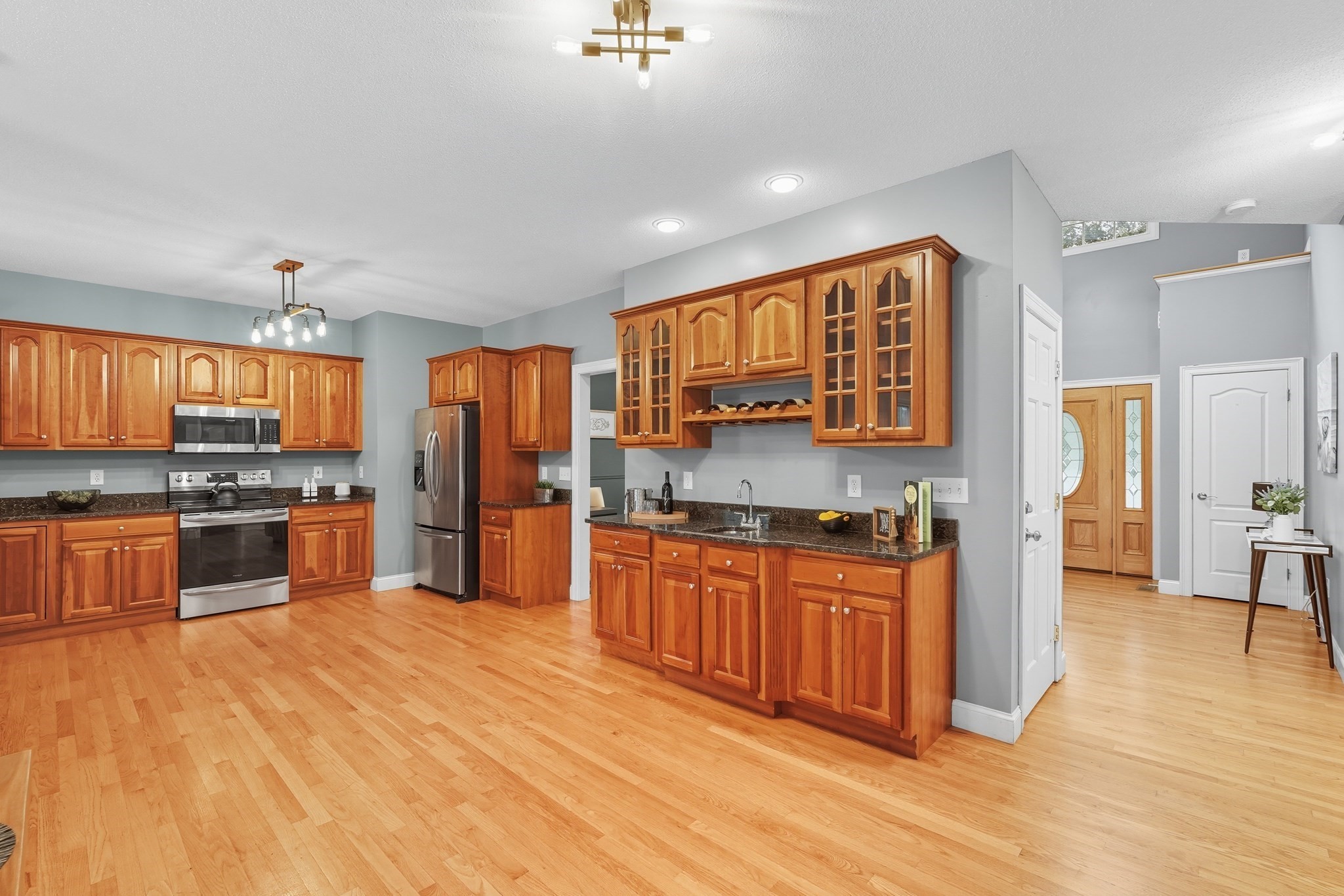 369 College Highway, Southampton, MA 01073 - Image 7