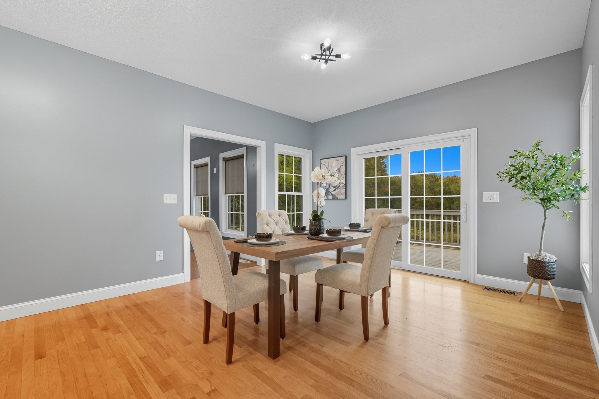 369 College Highway, Southampton, MA 01073 - Image 9