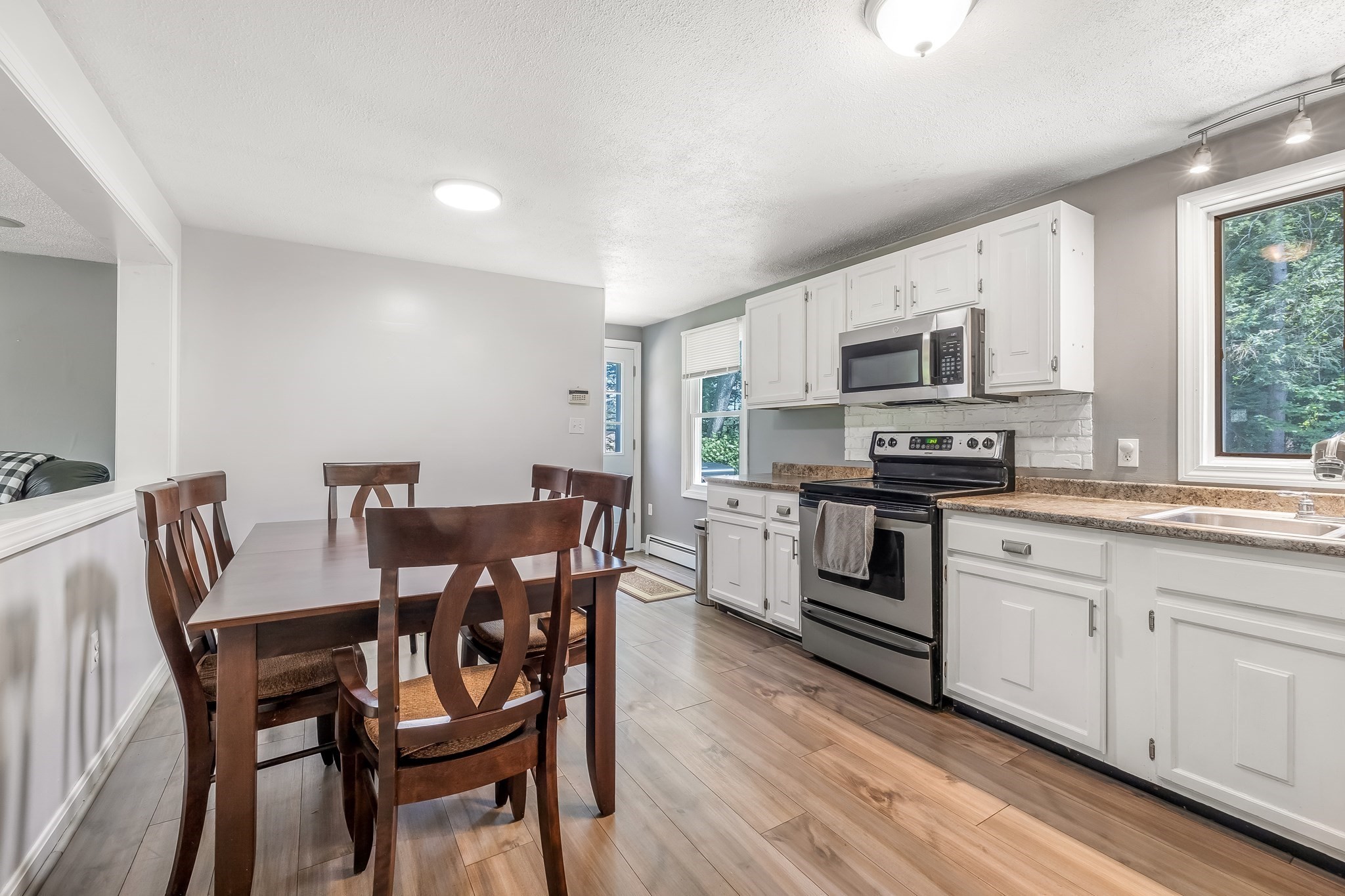 2 Victor Ave, Leicester, MA 01524 - Image 3
