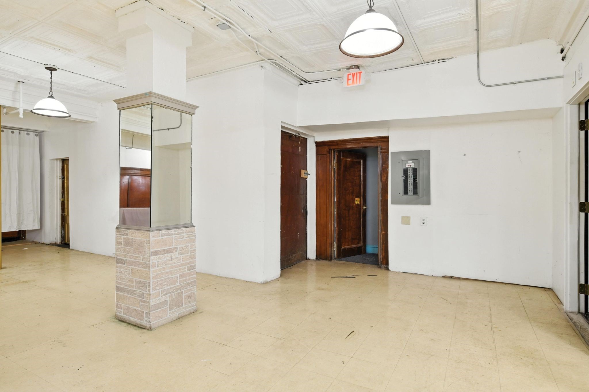 301 High St, Holyoke, MA 01040 - Image 8