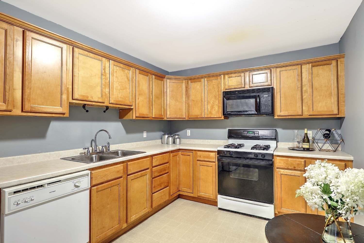 1556 North Main St Unit 7, Fall River, MA 02720 - Image 5