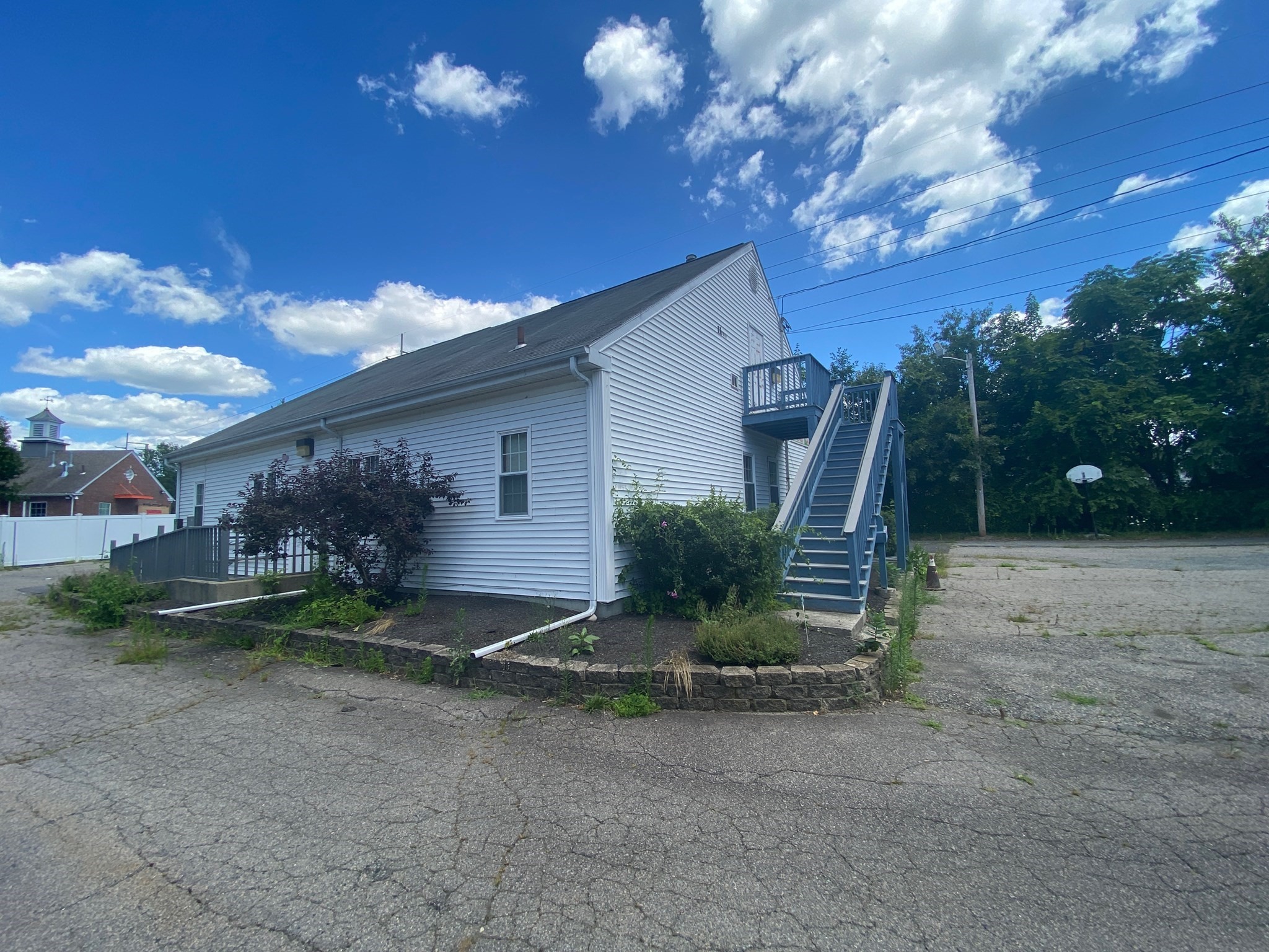11 1st Street, Taunton, MA 02780