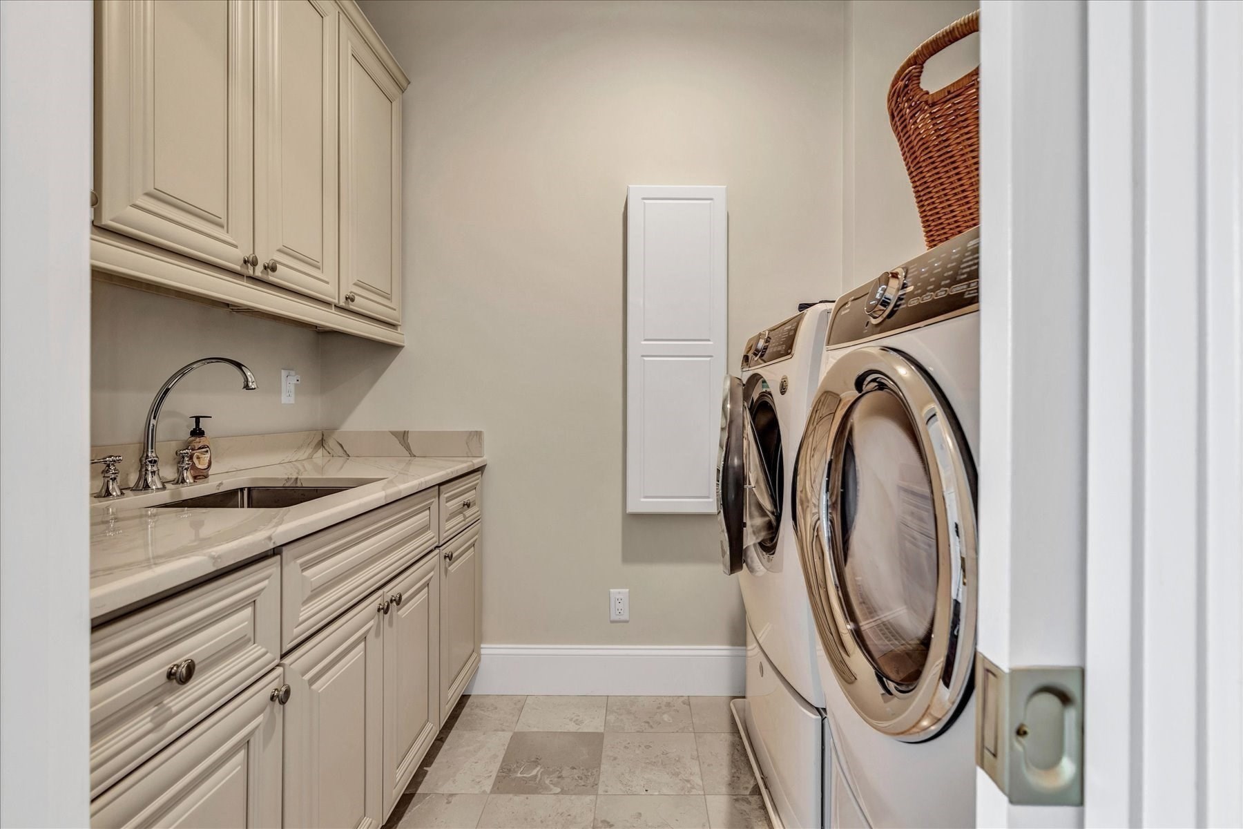 70 Simons Rd Unit E, Mashpee, MA 02649 - Image 36