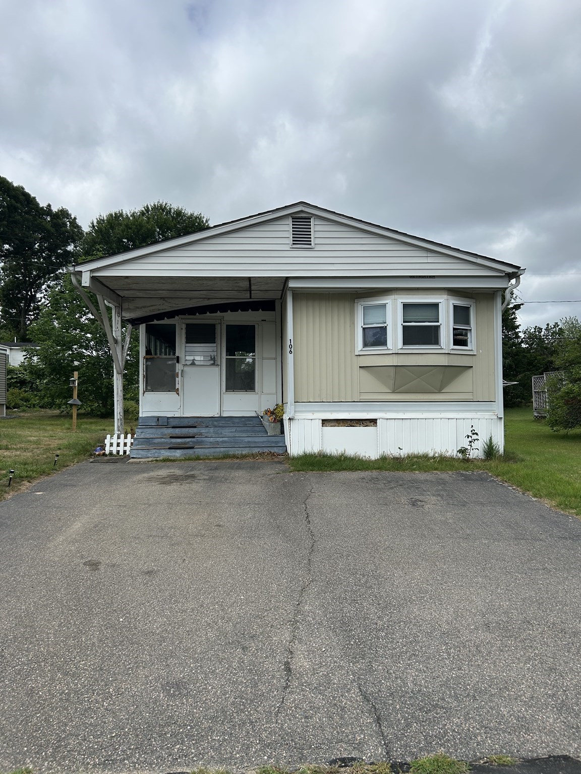 massachusetts - #73407082