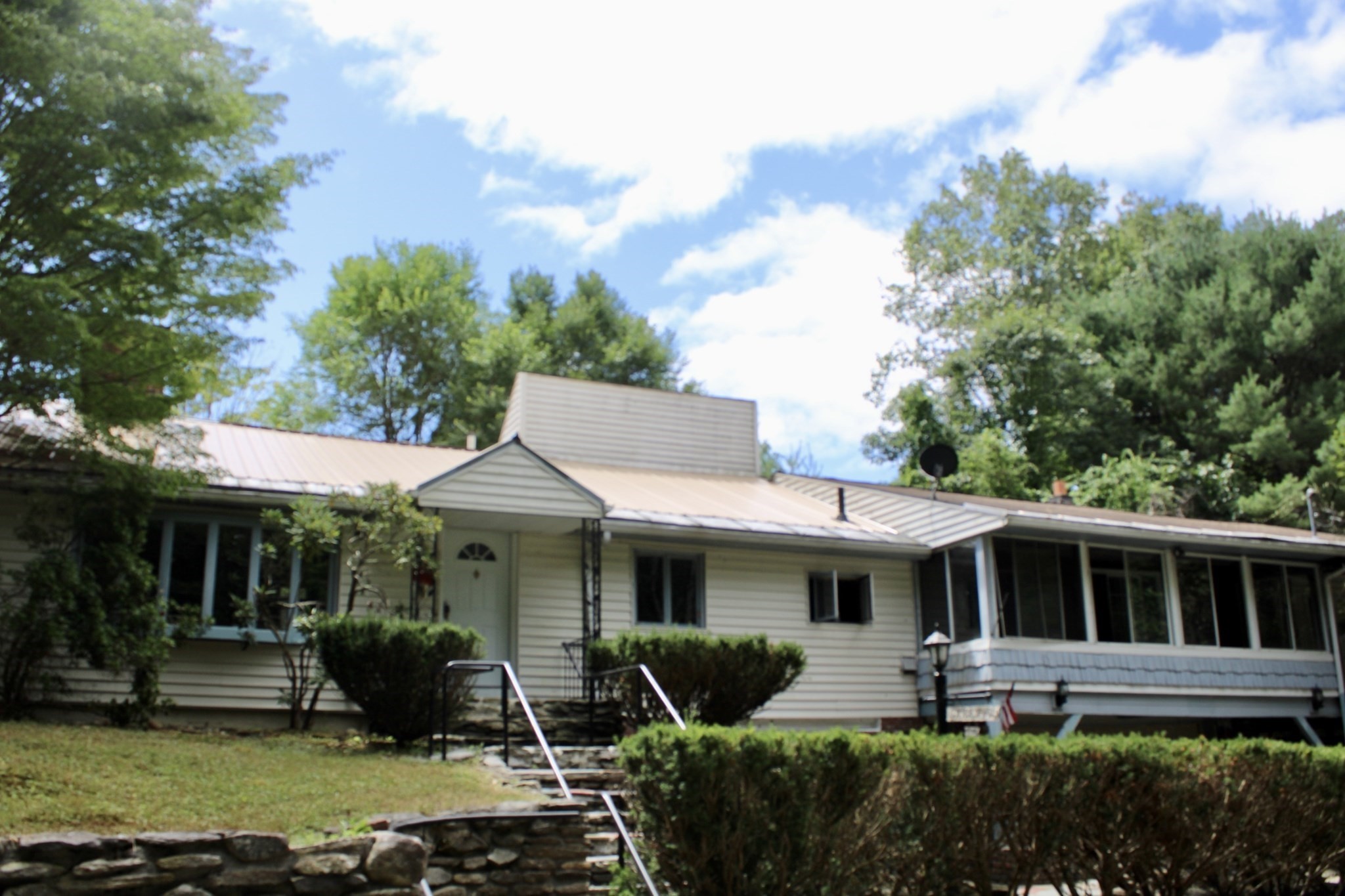 87 Bellevue Dr East, Athol, MA 01331 - Image 1