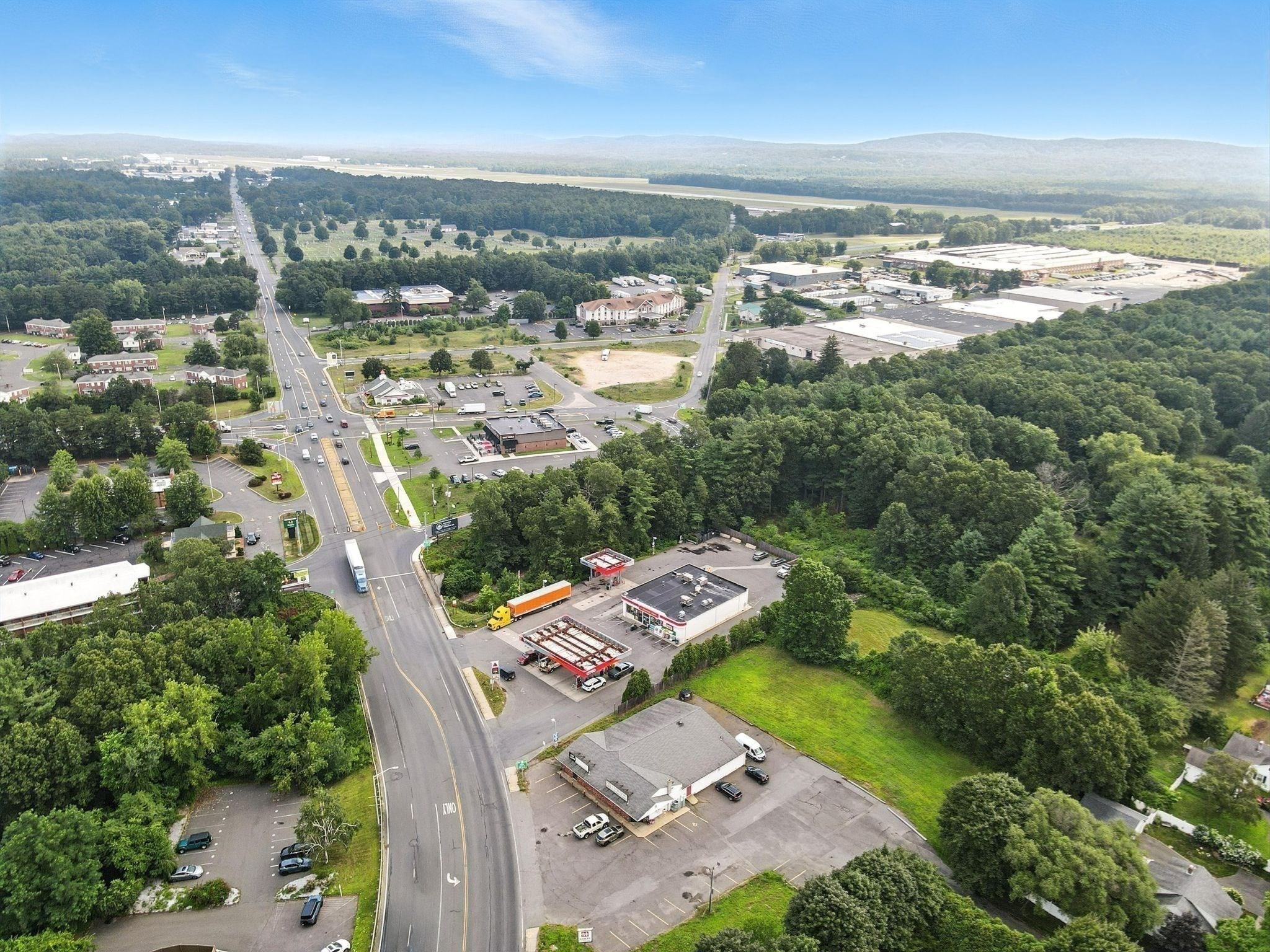 427 N Elm St, Westfield, MA 01085 - Image 2