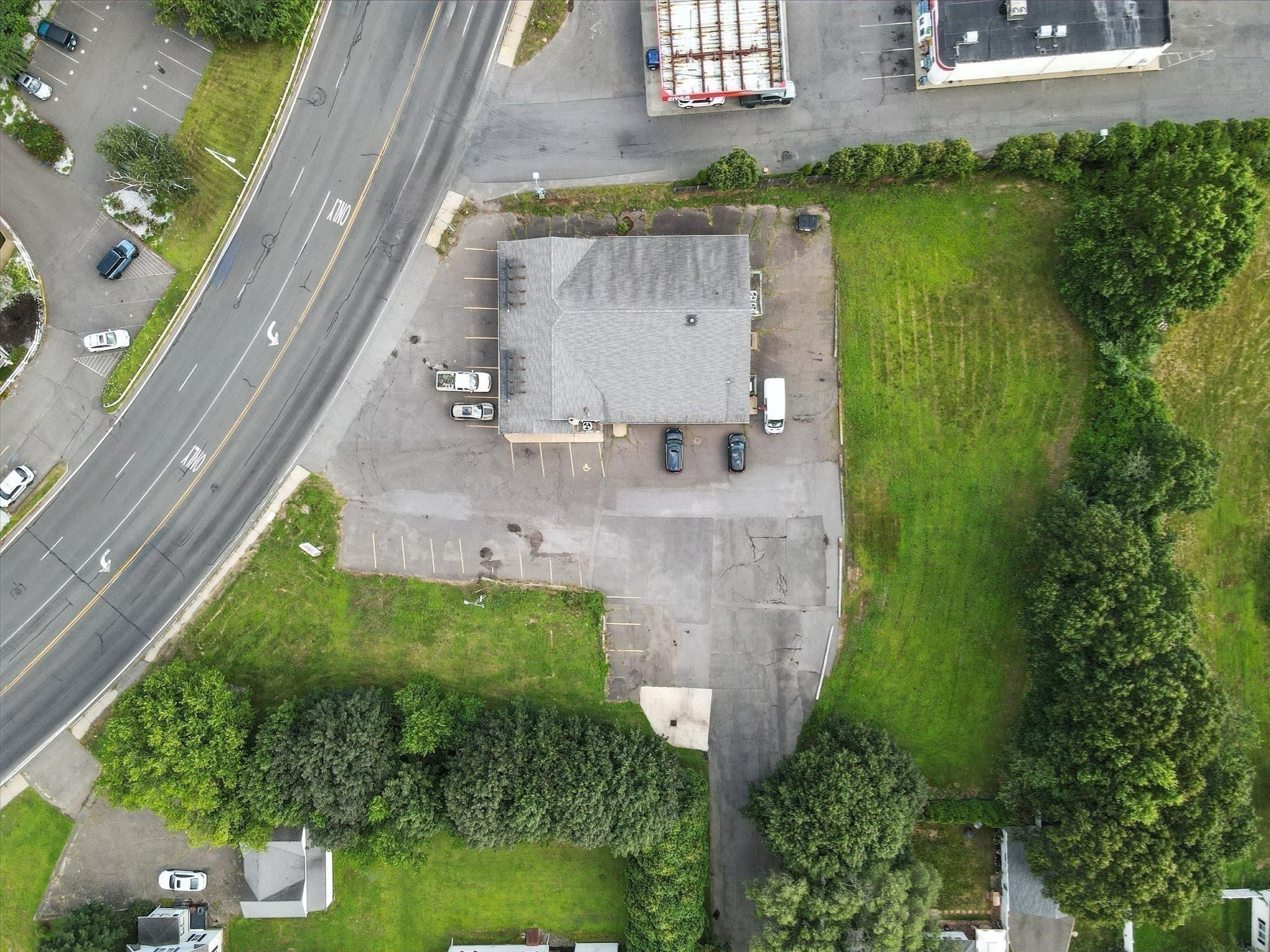 427 N Elm St, Westfield, MA 01085 - Image 3