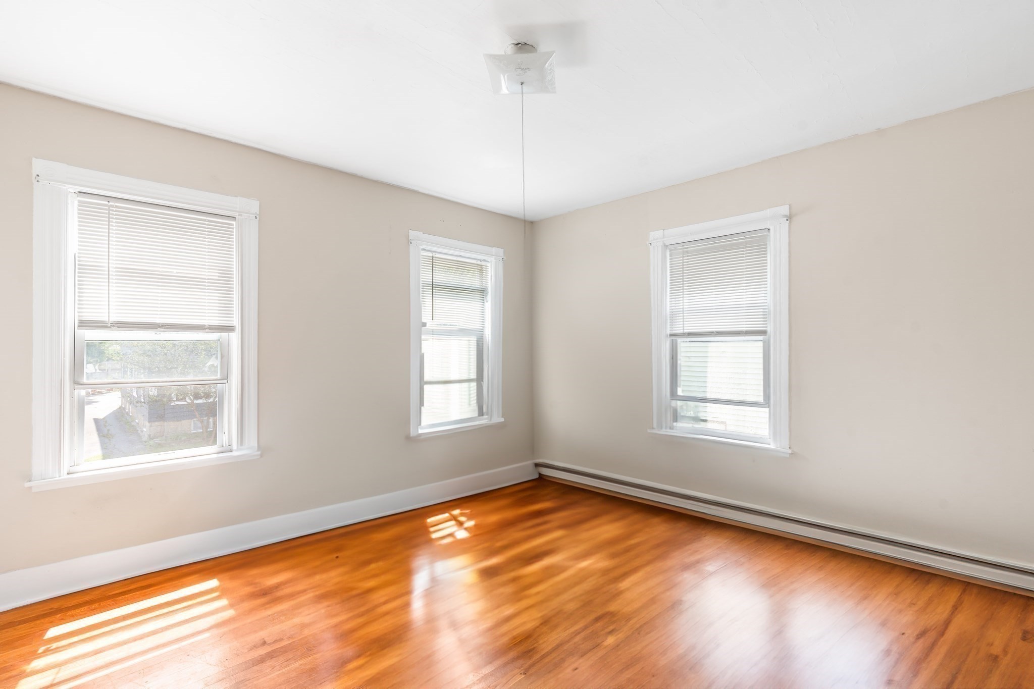 worcester - #73408278