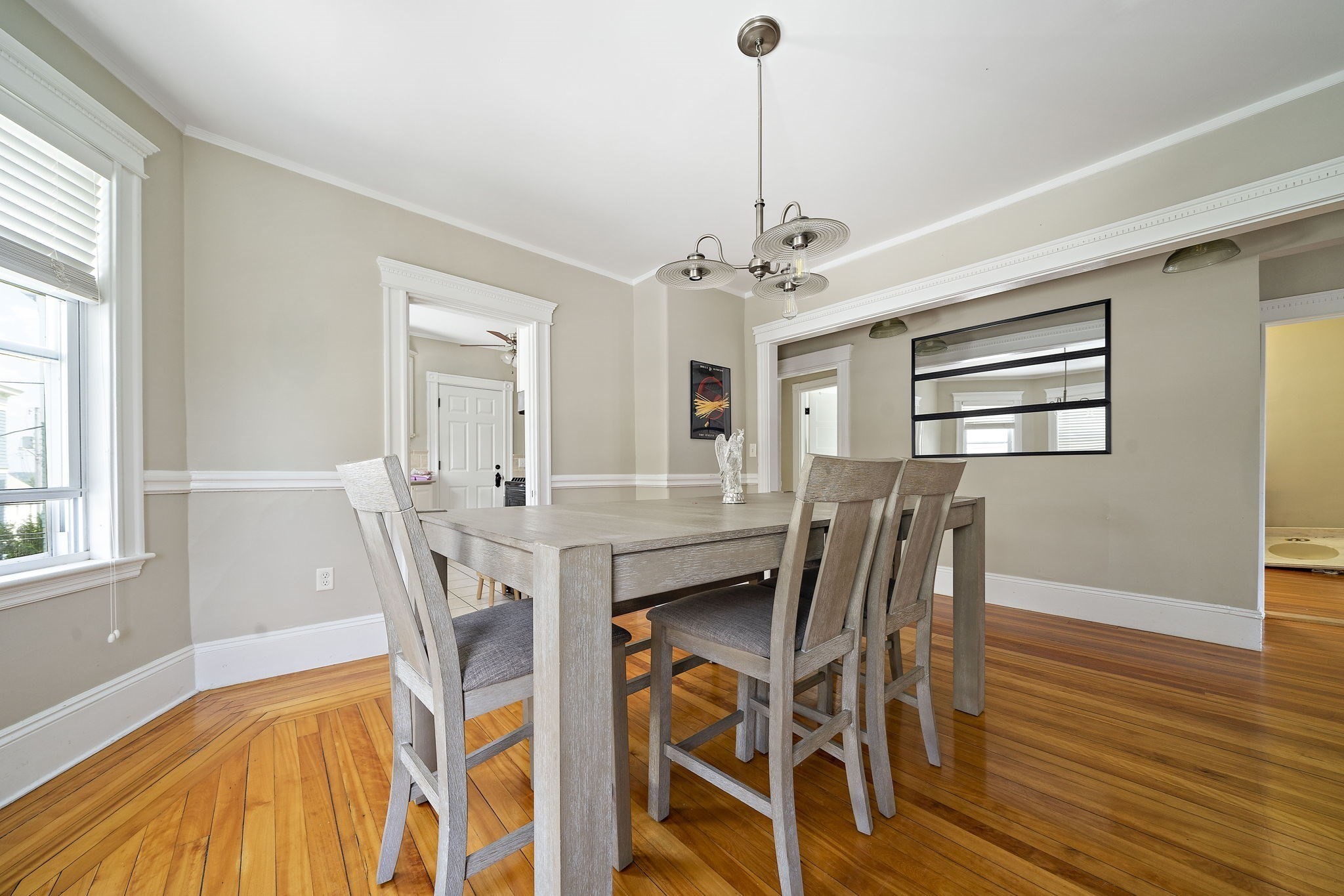 dorchester - #73408295