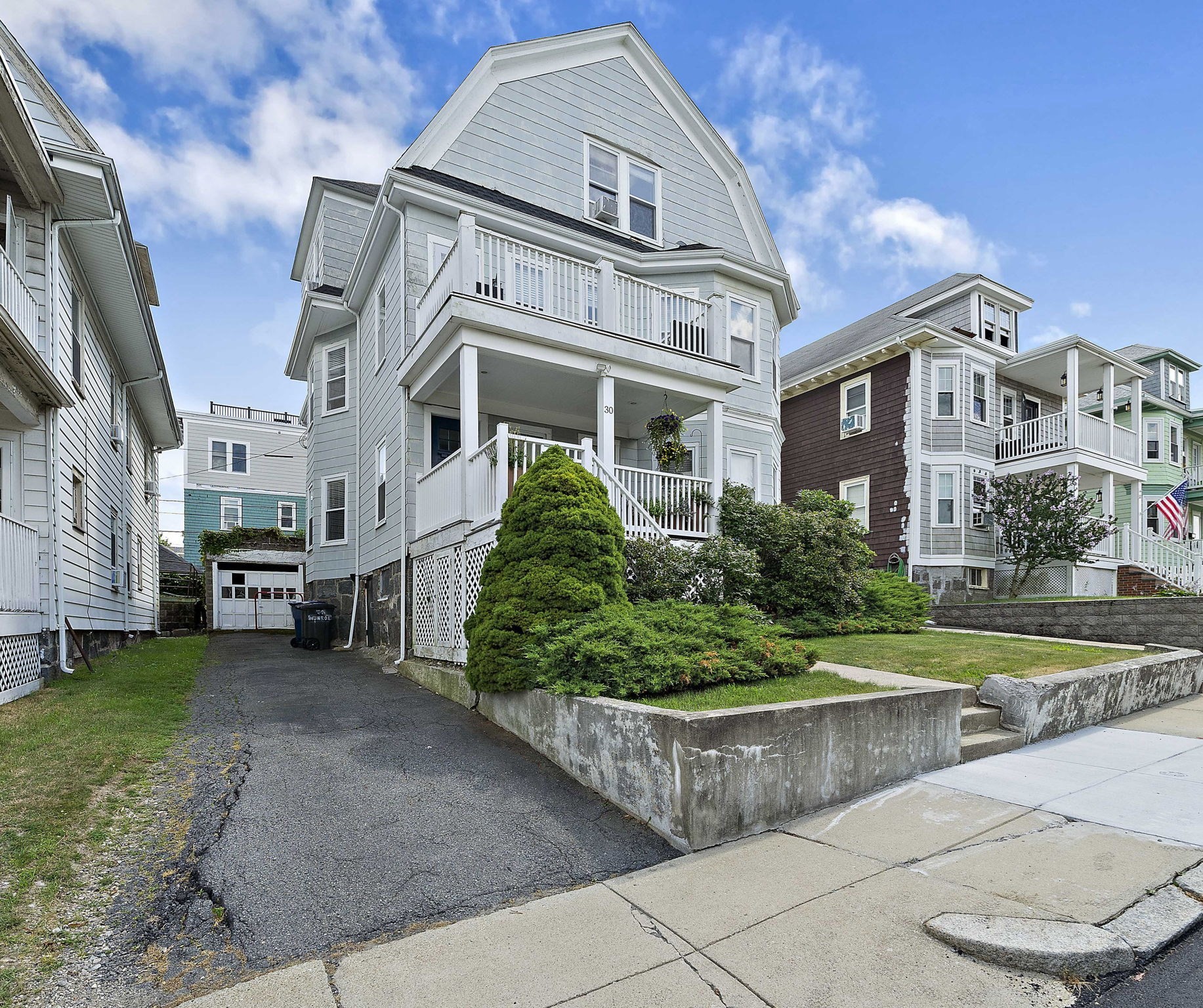 dorchester - #73408295