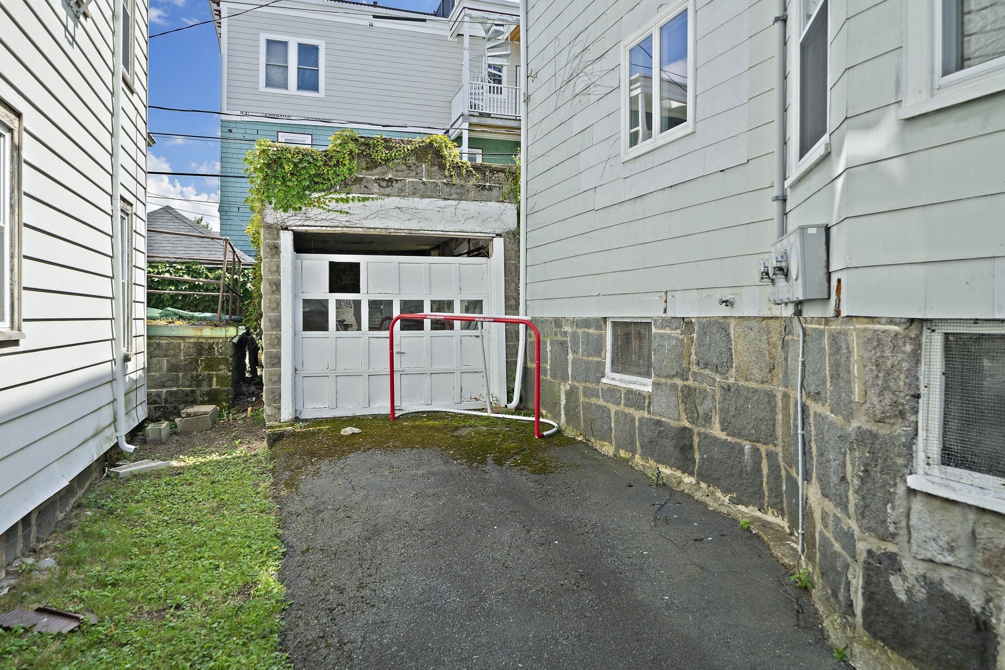 dorchester - #73408295