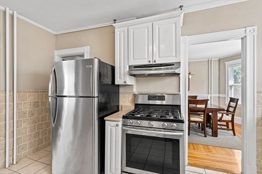 dorchester - #73408295