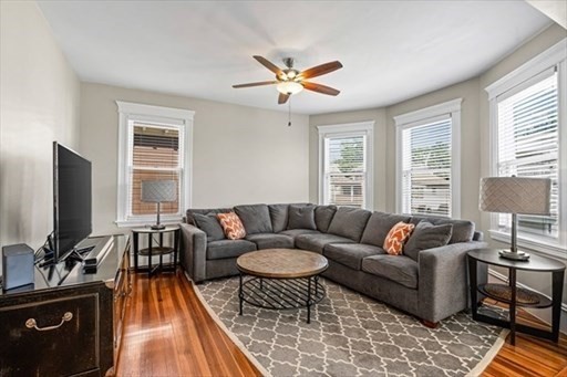 dorchester - #73408295