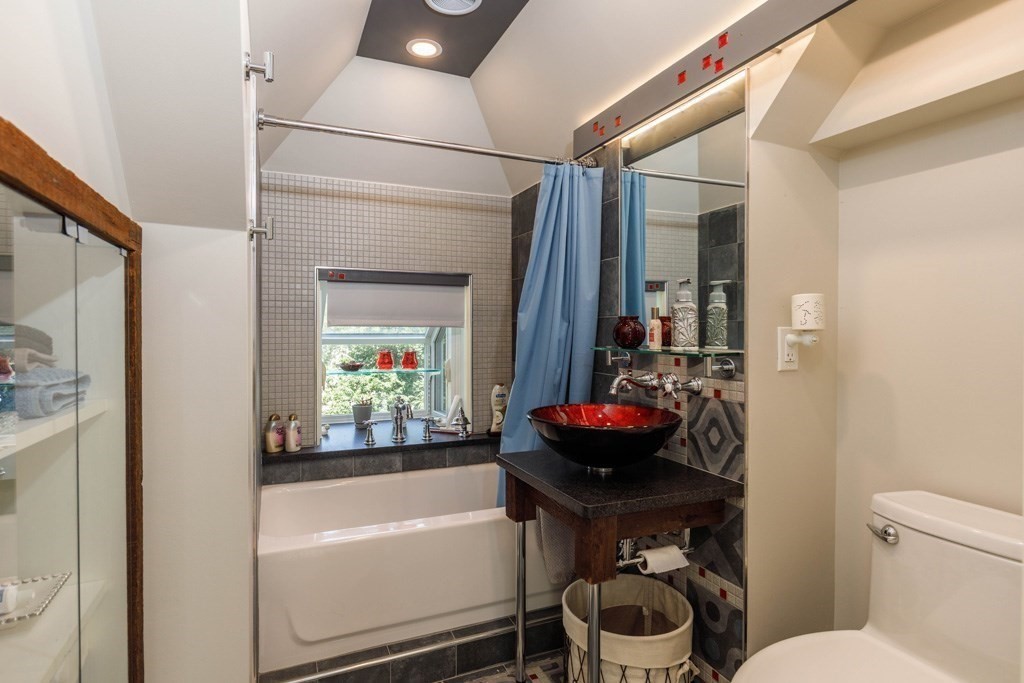 95 Boutelle Street, Leominster, MA 01453 - Image 21