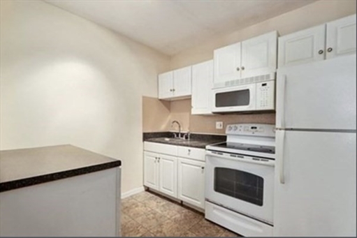 116 Spring St, Apt A4