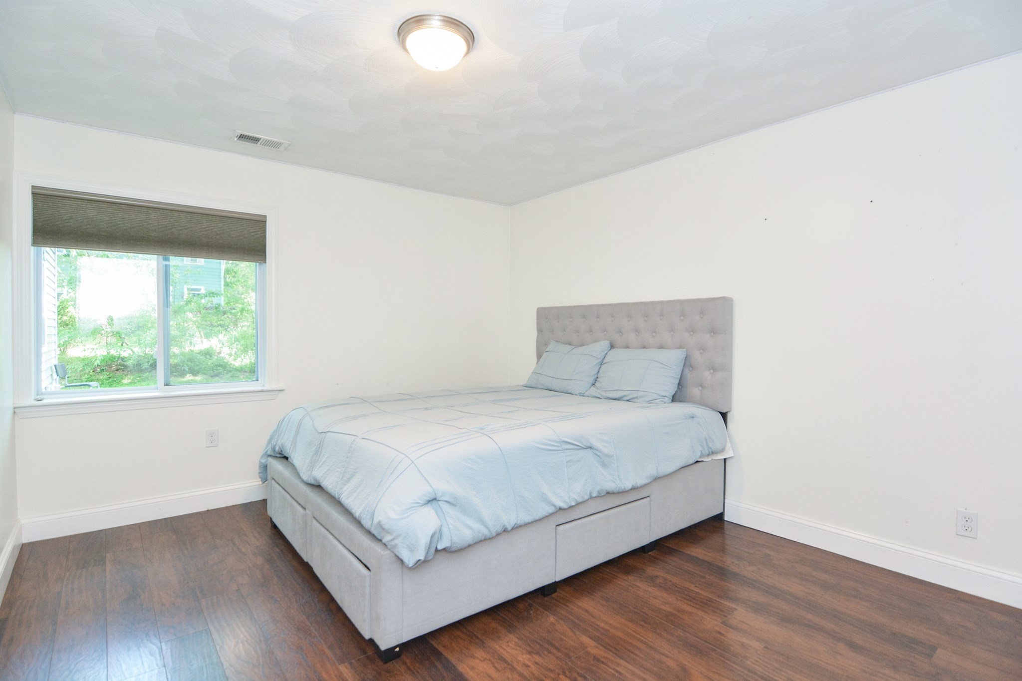framingham - #73408677