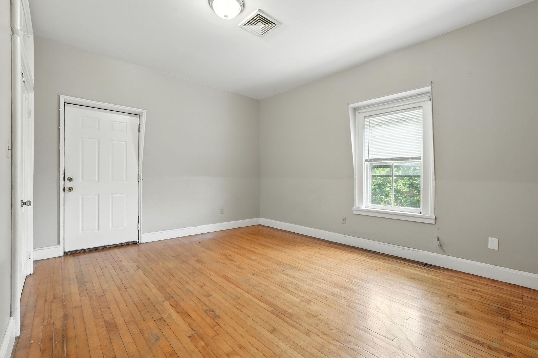 265 Union St, Springfield, MA 01105 - Image 13
