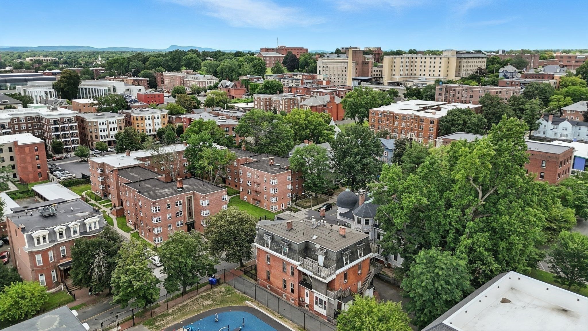 265 Union St, Springfield, MA 01105 - Image 17