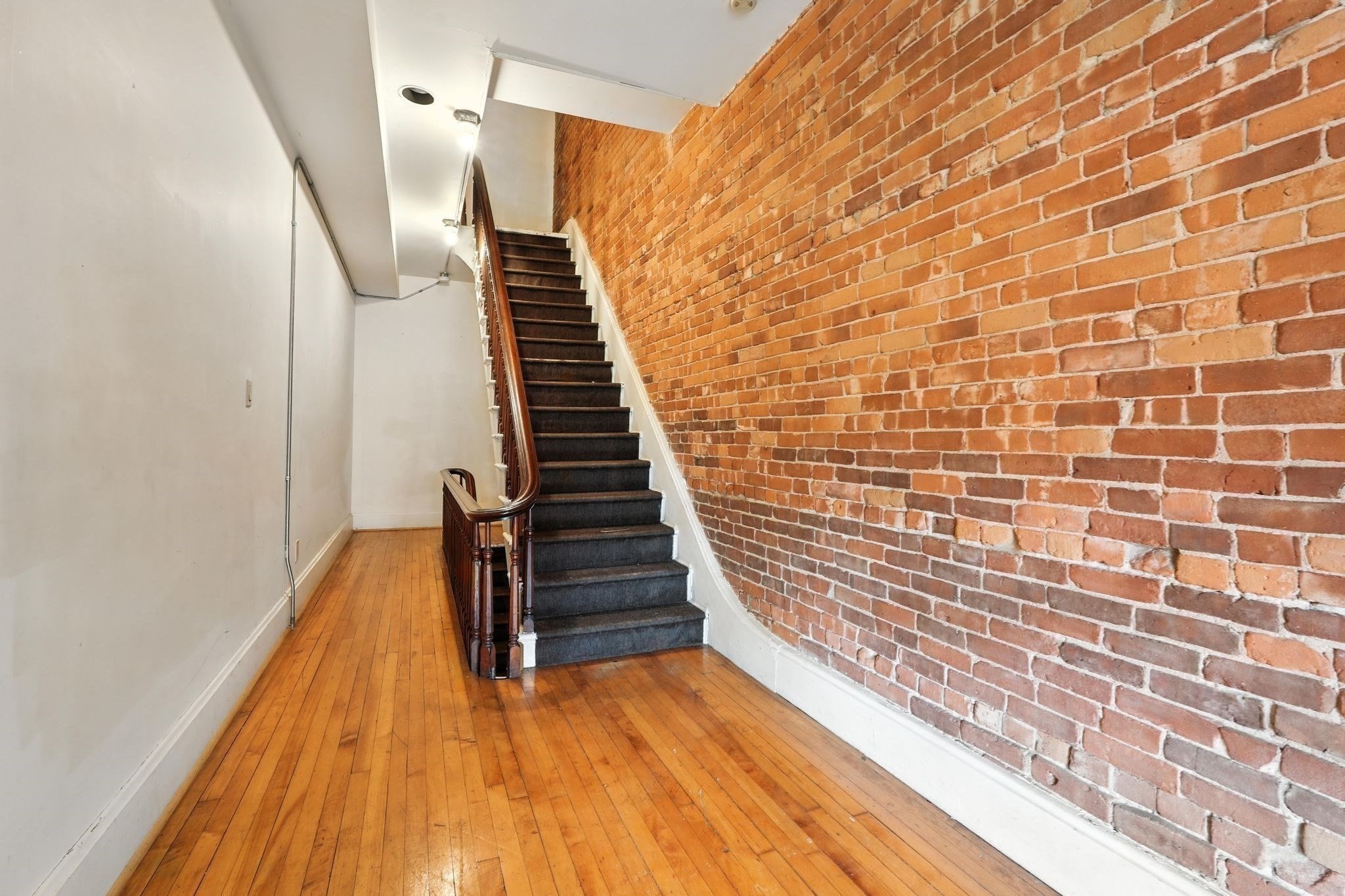 265 Union St, Springfield, MA 01105 - Image 5