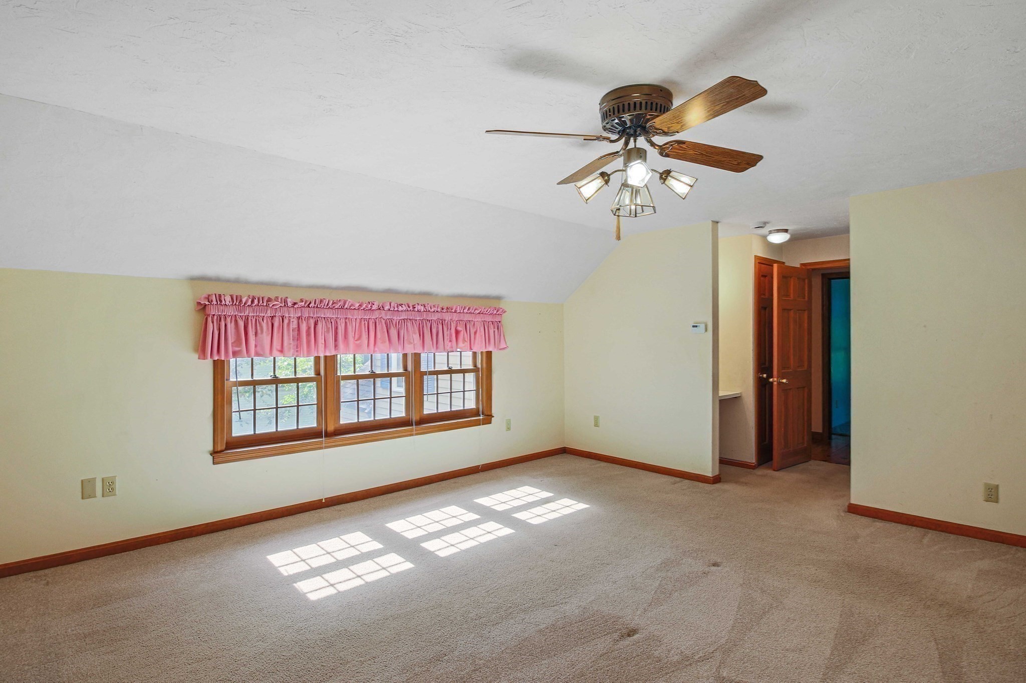 10 Karen Ave, Shrewsbury, MA 01545 - Image 19