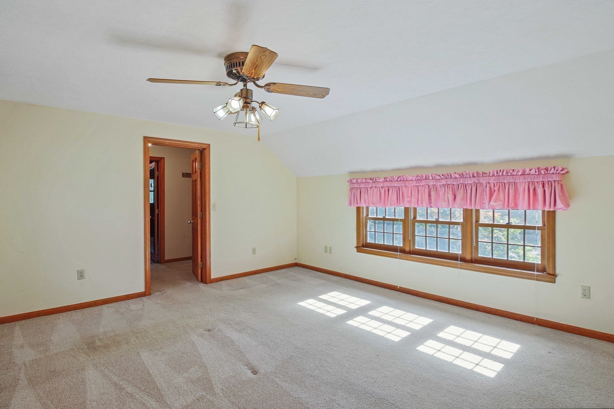10 Karen Ave, Shrewsbury, MA 01545 - Image 20