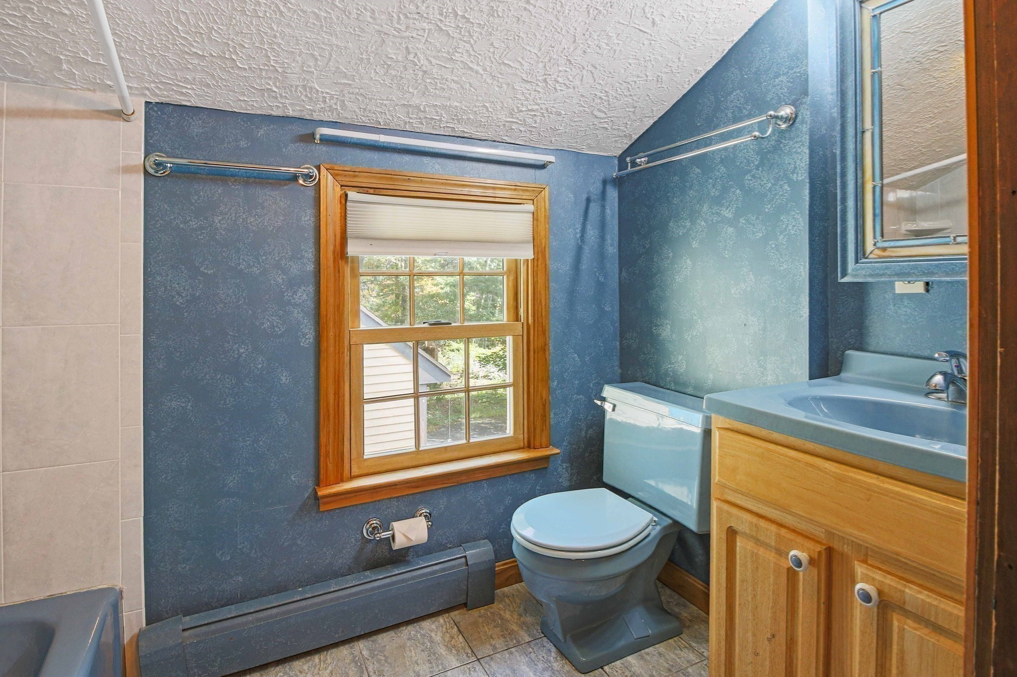 10 Karen Ave, Shrewsbury, MA 01545 - Image 30