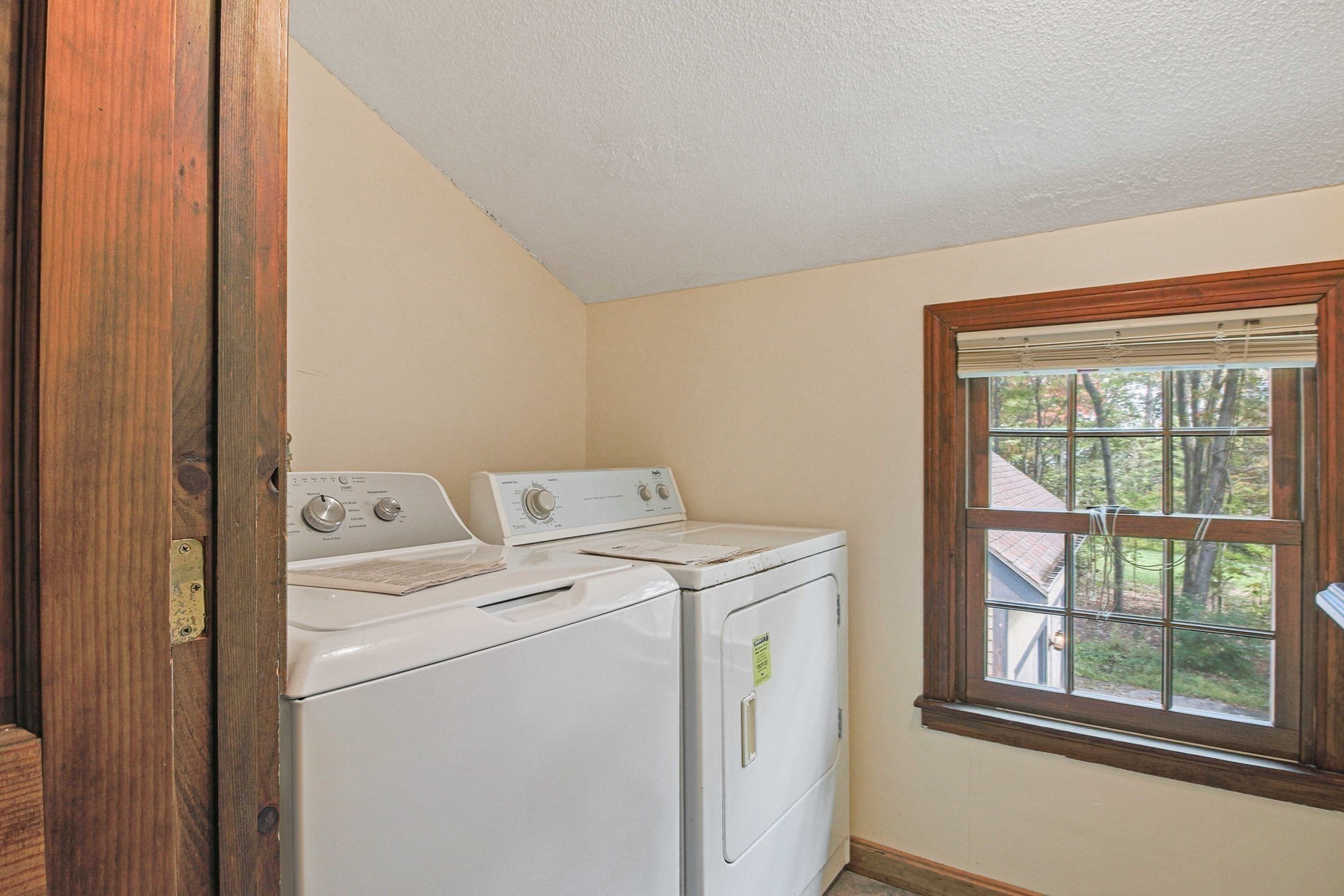 10 Karen Ave, Shrewsbury, MA 01545 - Image 33