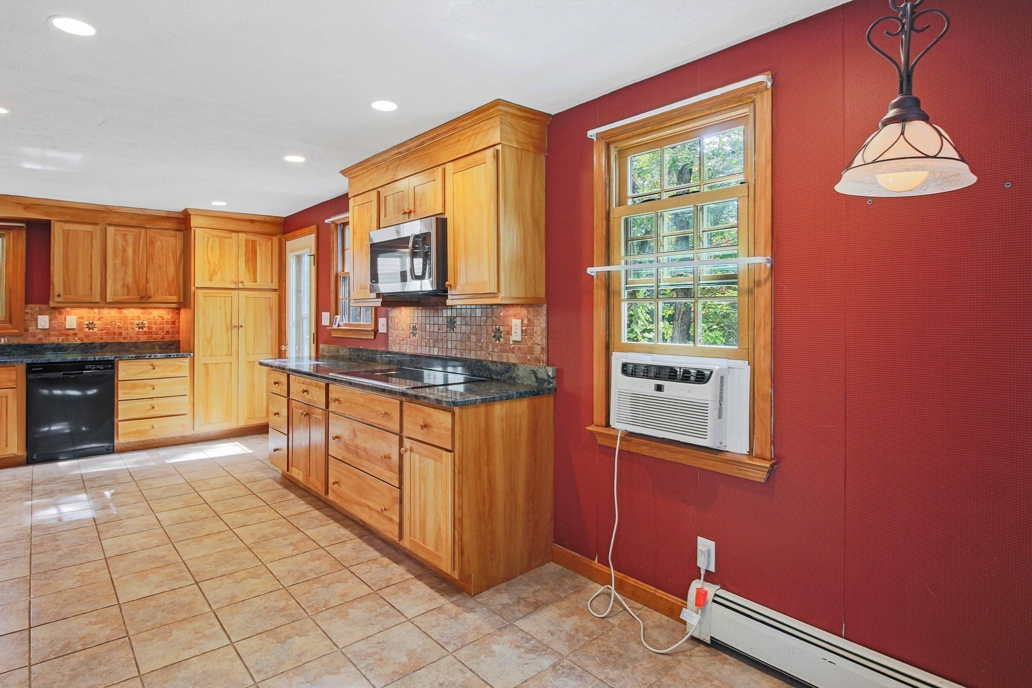 10 Karen Ave, Shrewsbury, MA 01545 - Image 5